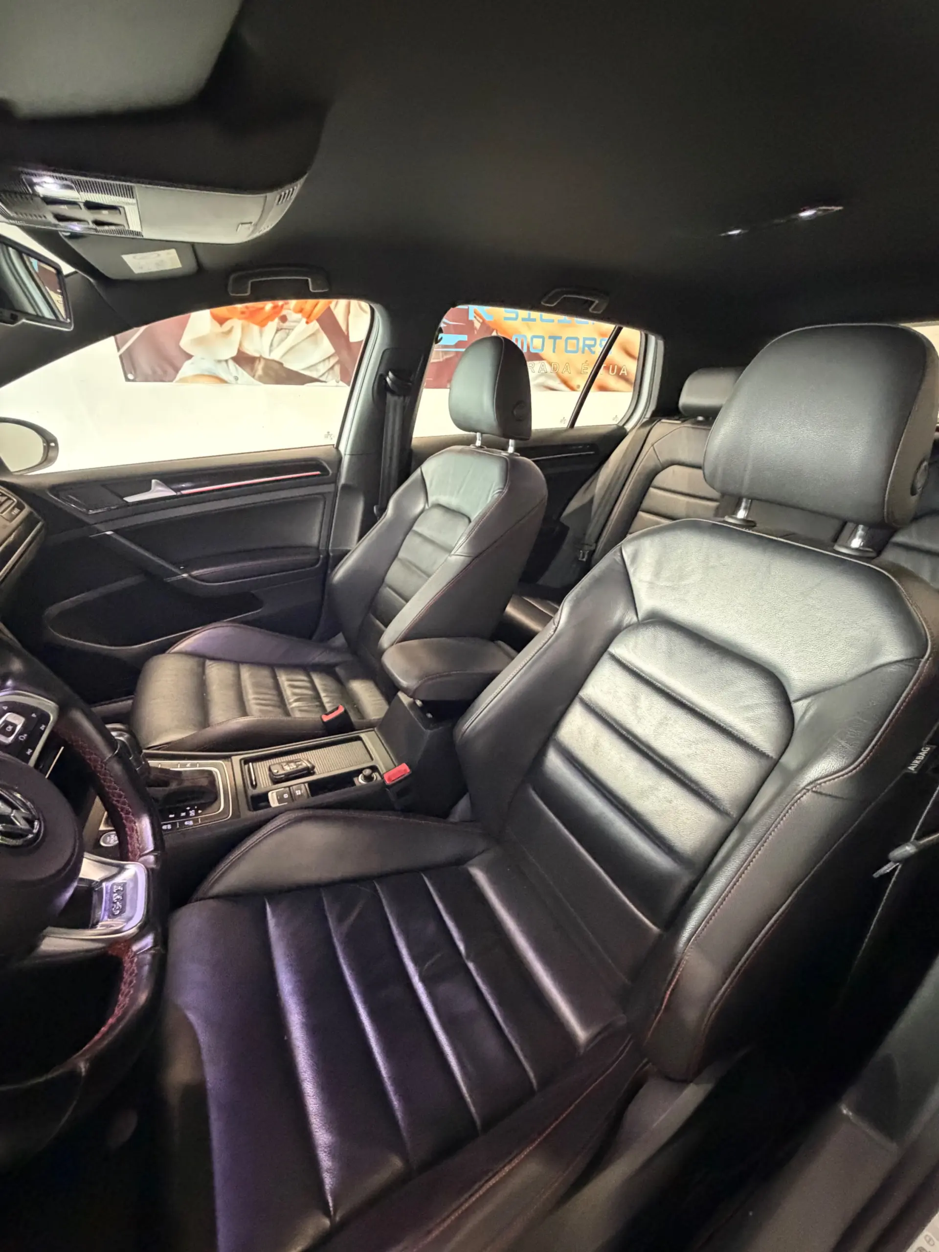 Volkswagen Golf Outro 27