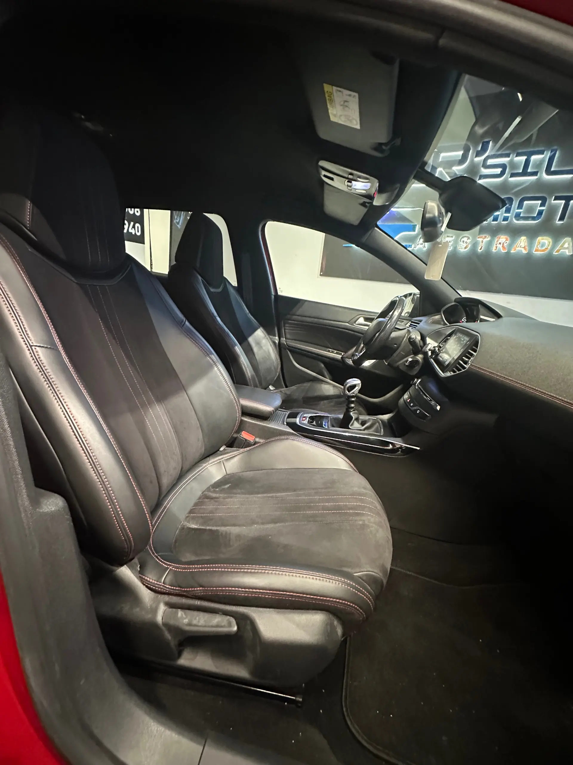 Peugeot 308 SW 1.6 BlueHDi GT Line 12