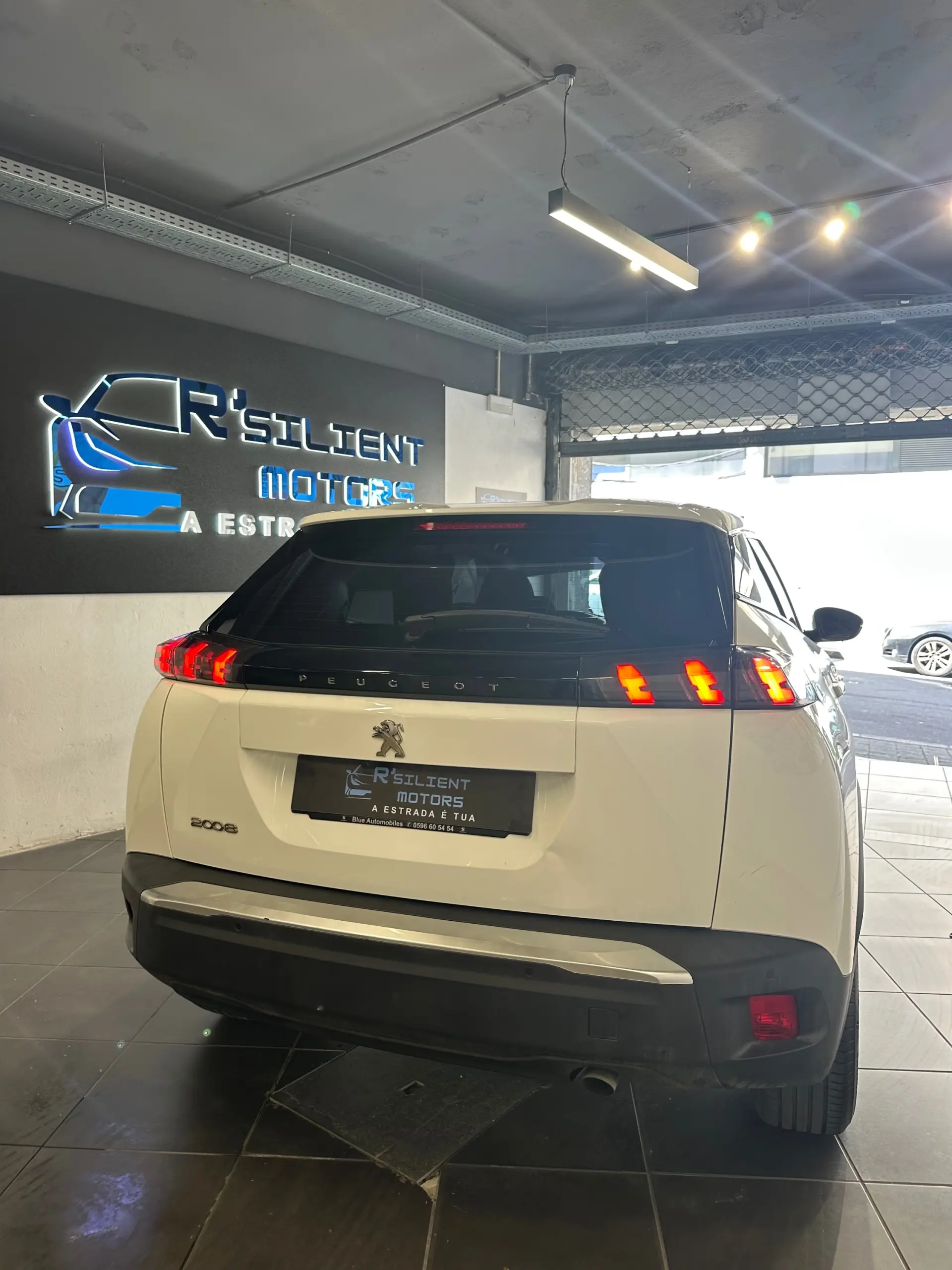 Peugeot 2008 7
