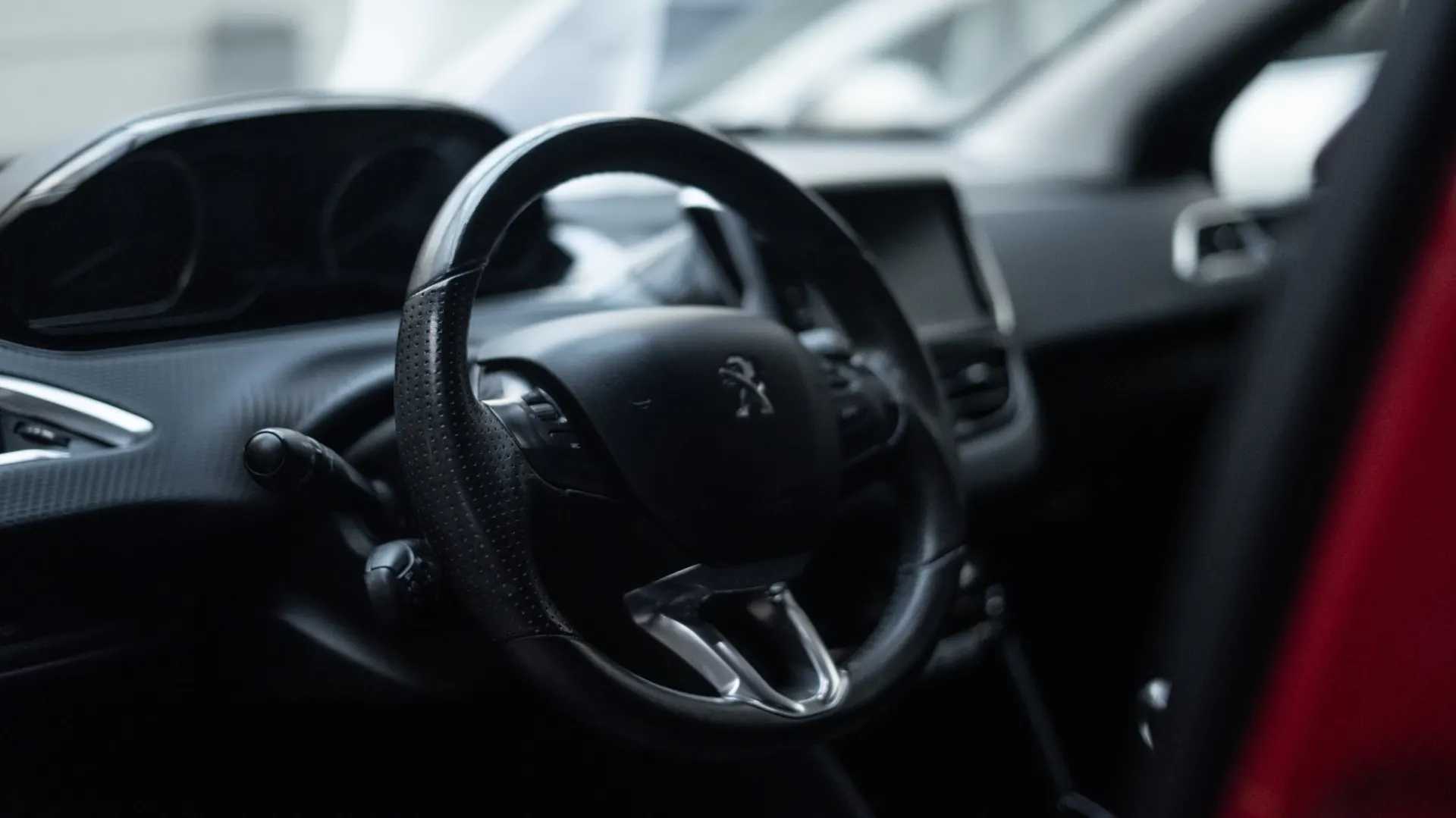 Peugeot 2008 1.2 PureTech Allure 33