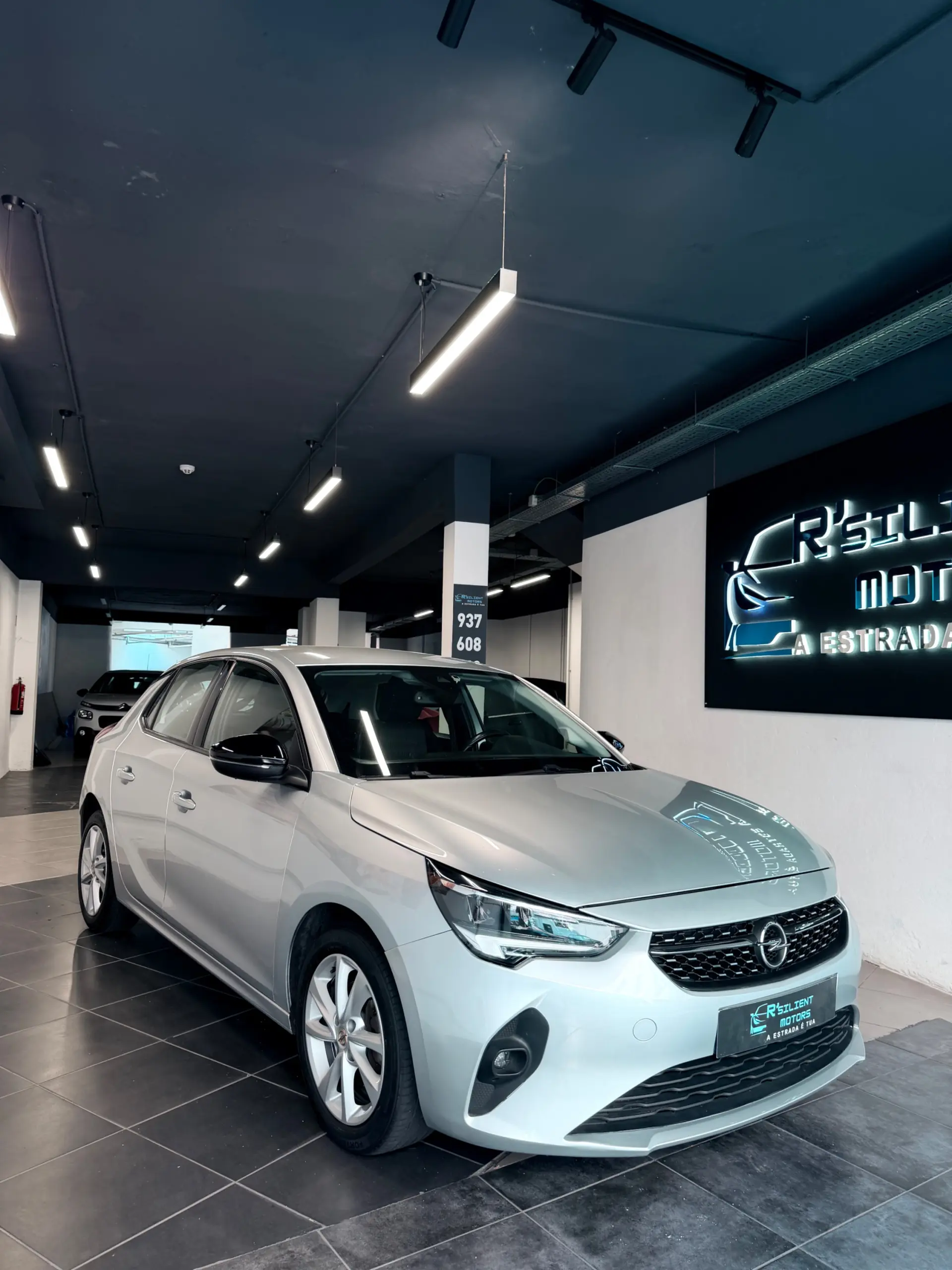 Opel Corsa 1.5 D Elegance 1