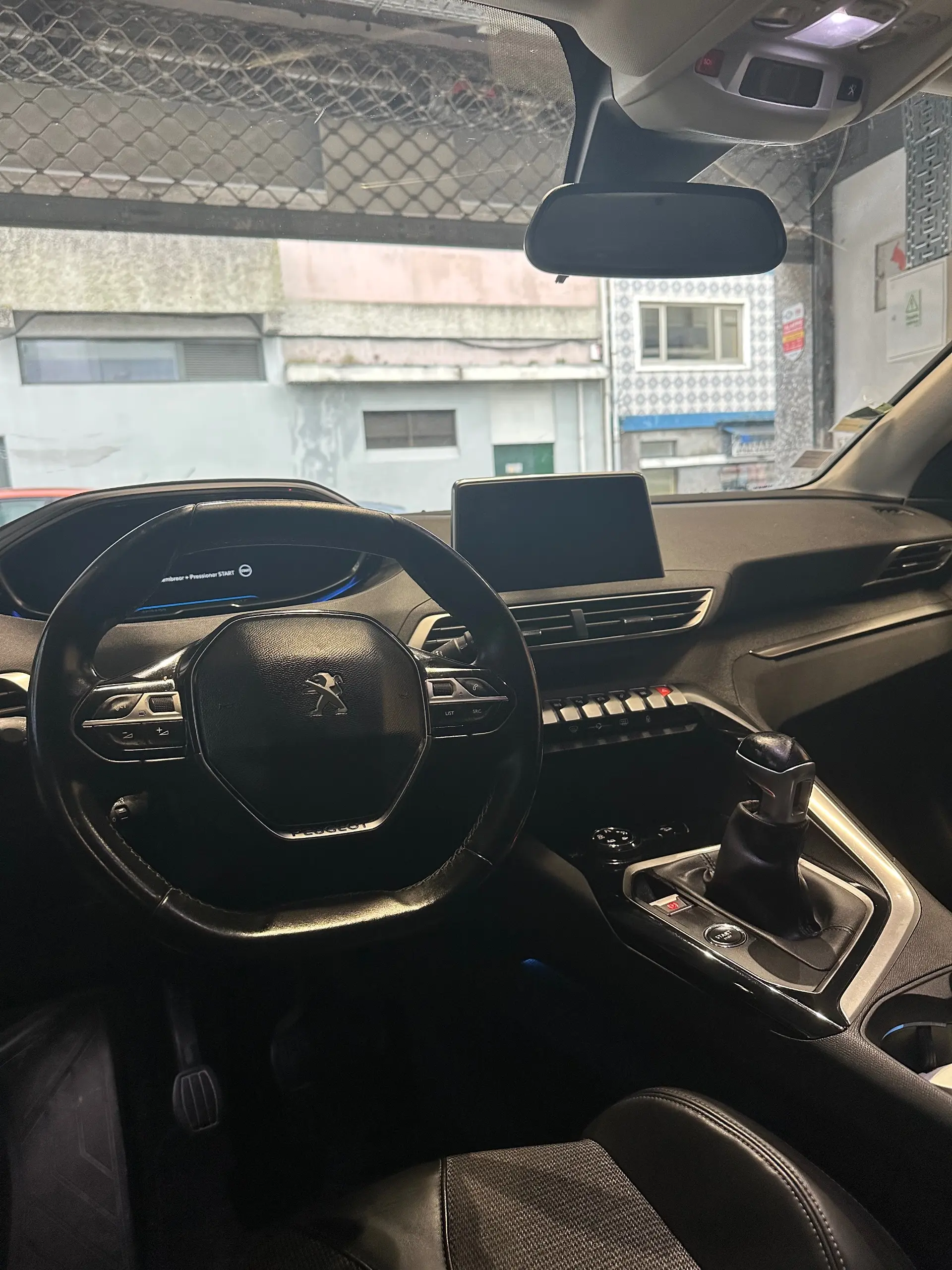 Peugeot 3008 1.2 PureTech Allure Pack 21