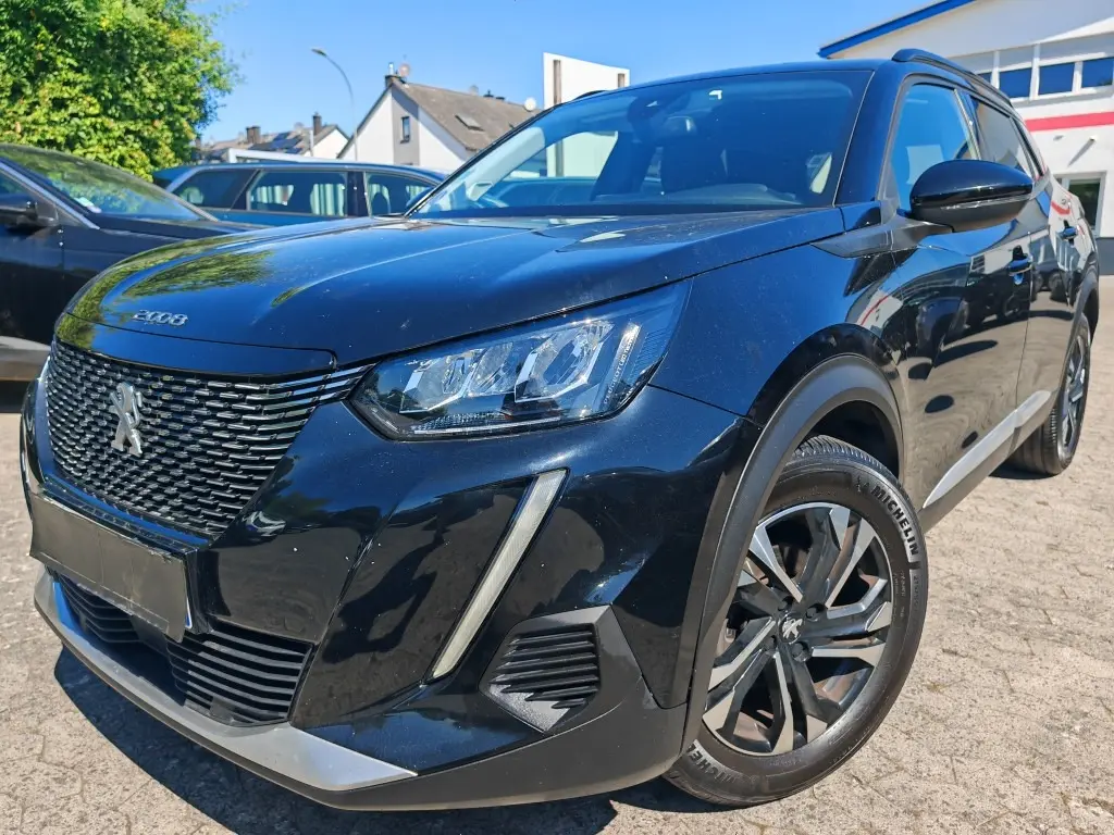 Peugeot 2008 PureTech 130 Allure Pack 1