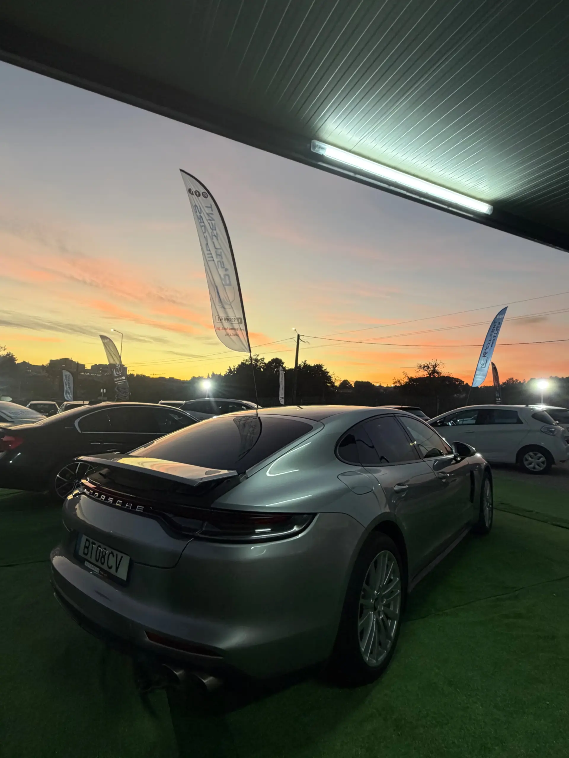Porsche Panamera 4 E-Hybrid 7