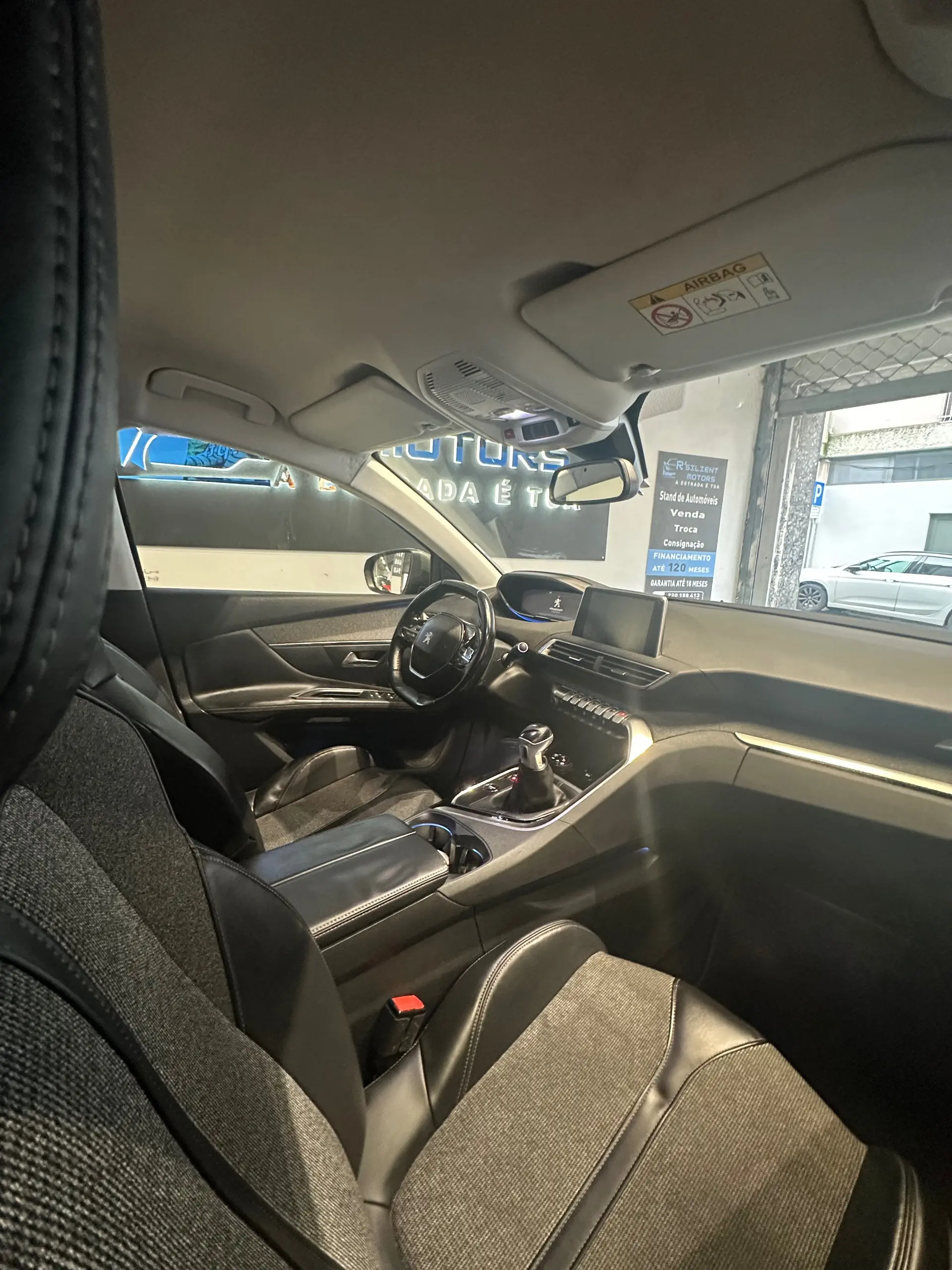 Peugeot 3008 1.2 PureTech Allure Pack 14