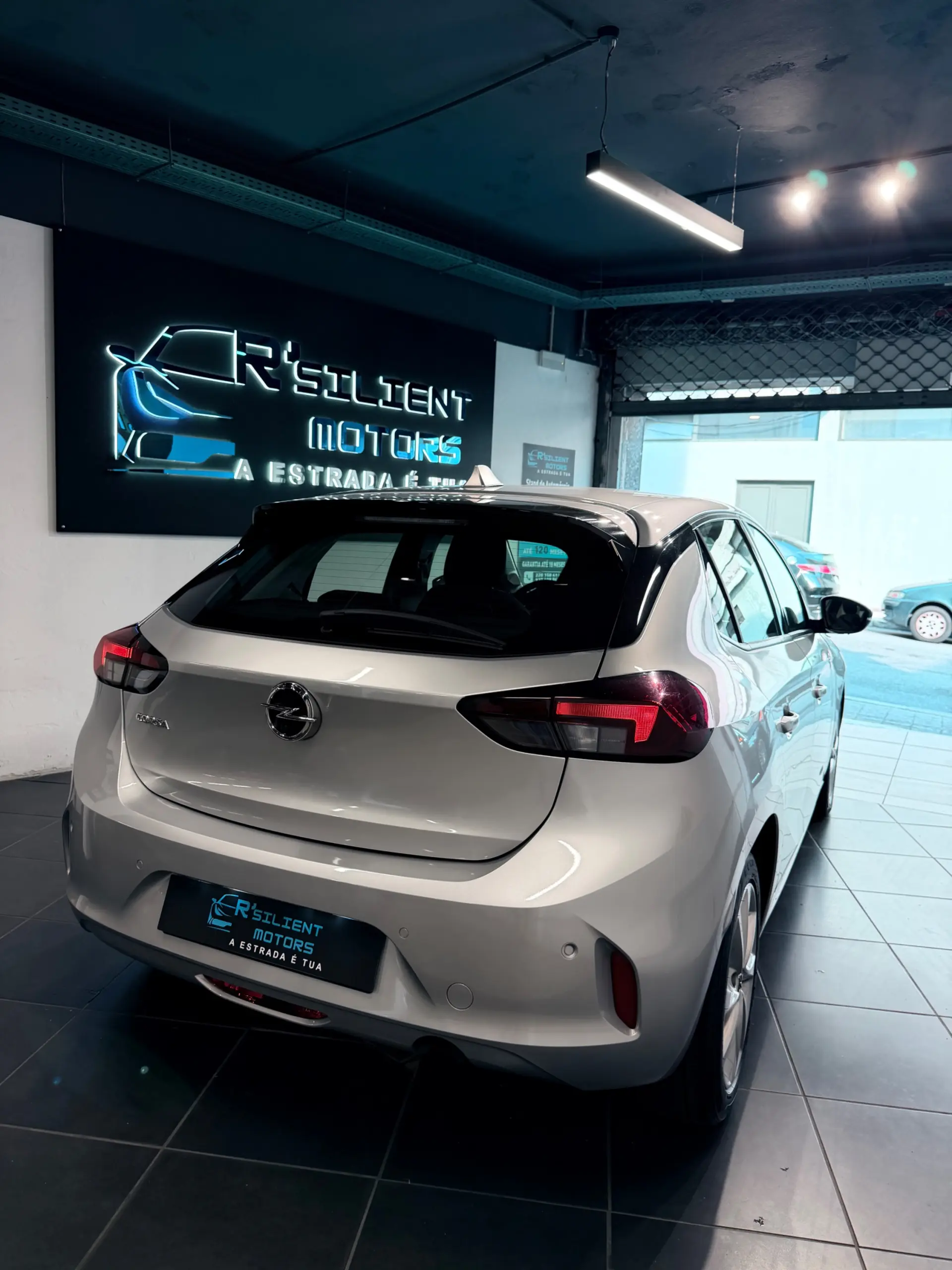 Opel Corsa 1.5 D Elegance 8