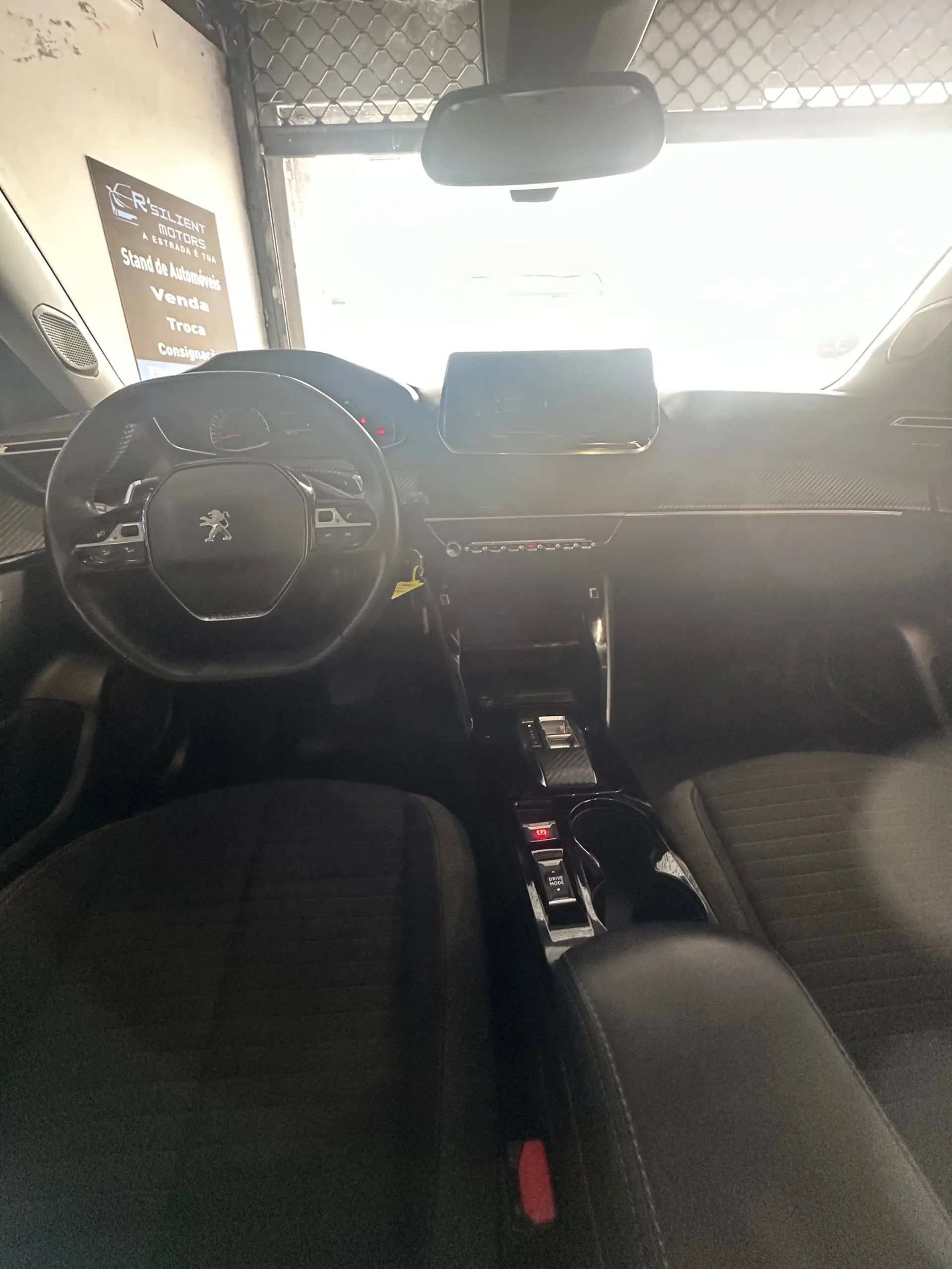 Peugeot 2008 1.2 PureTech Active Pack EAT8 24