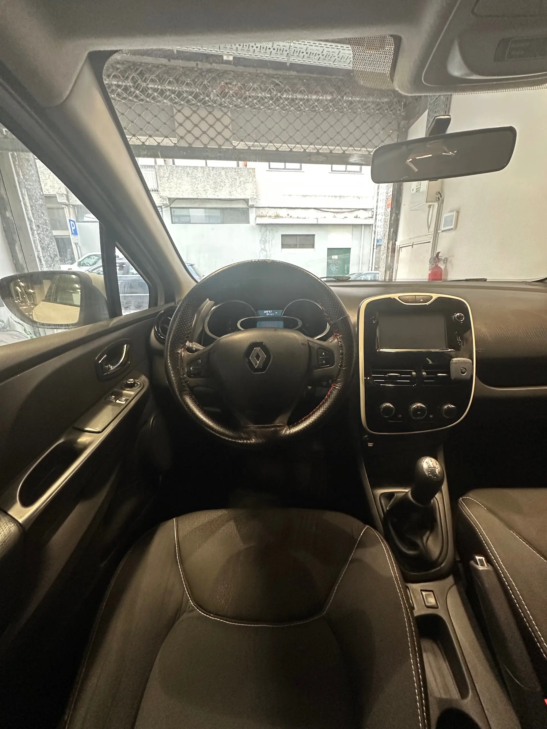 Renault Clio Sport Tourer Energy dCi 90 Business 11
