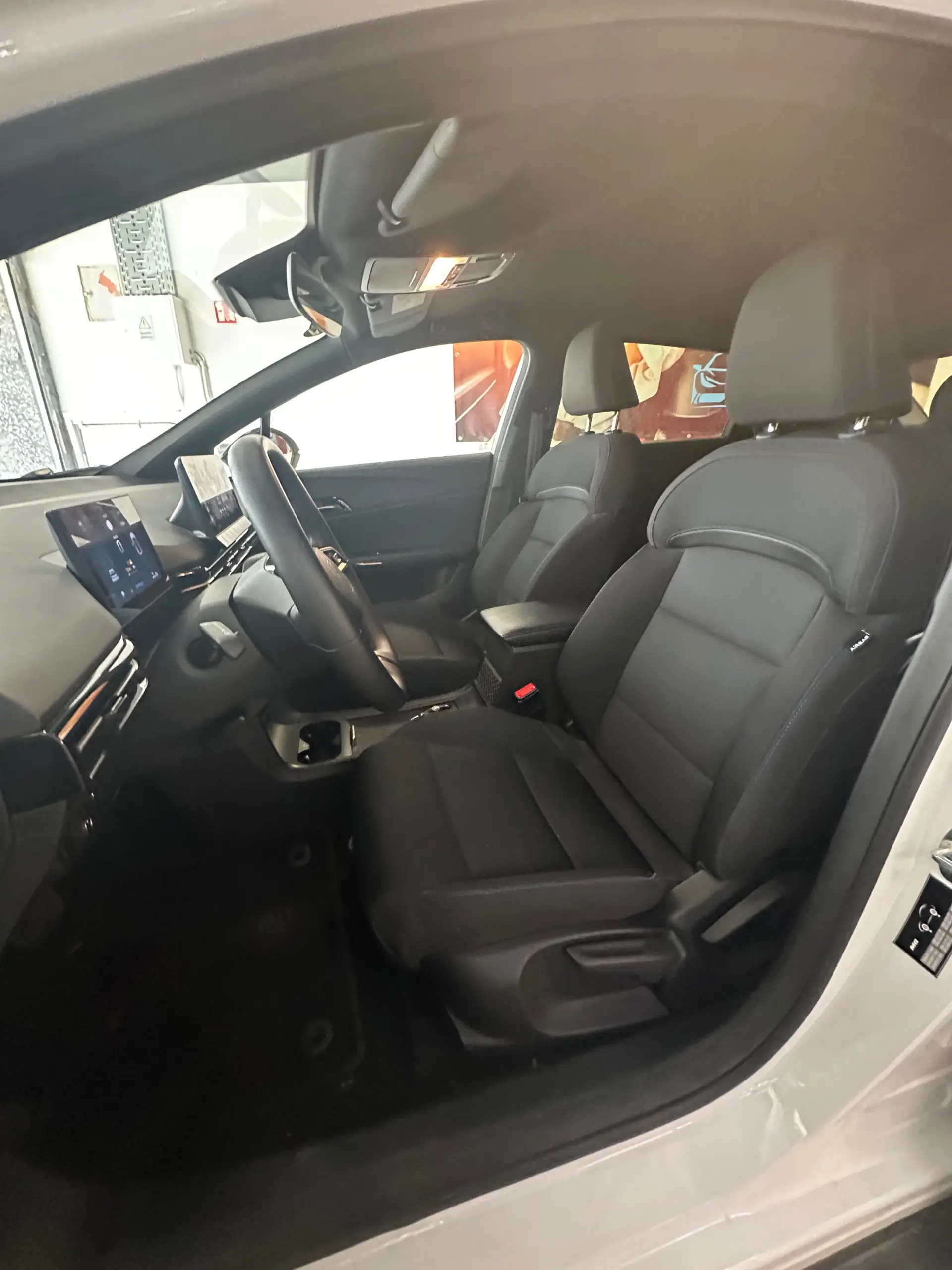 MG MG4 64 kWh Comfort 12