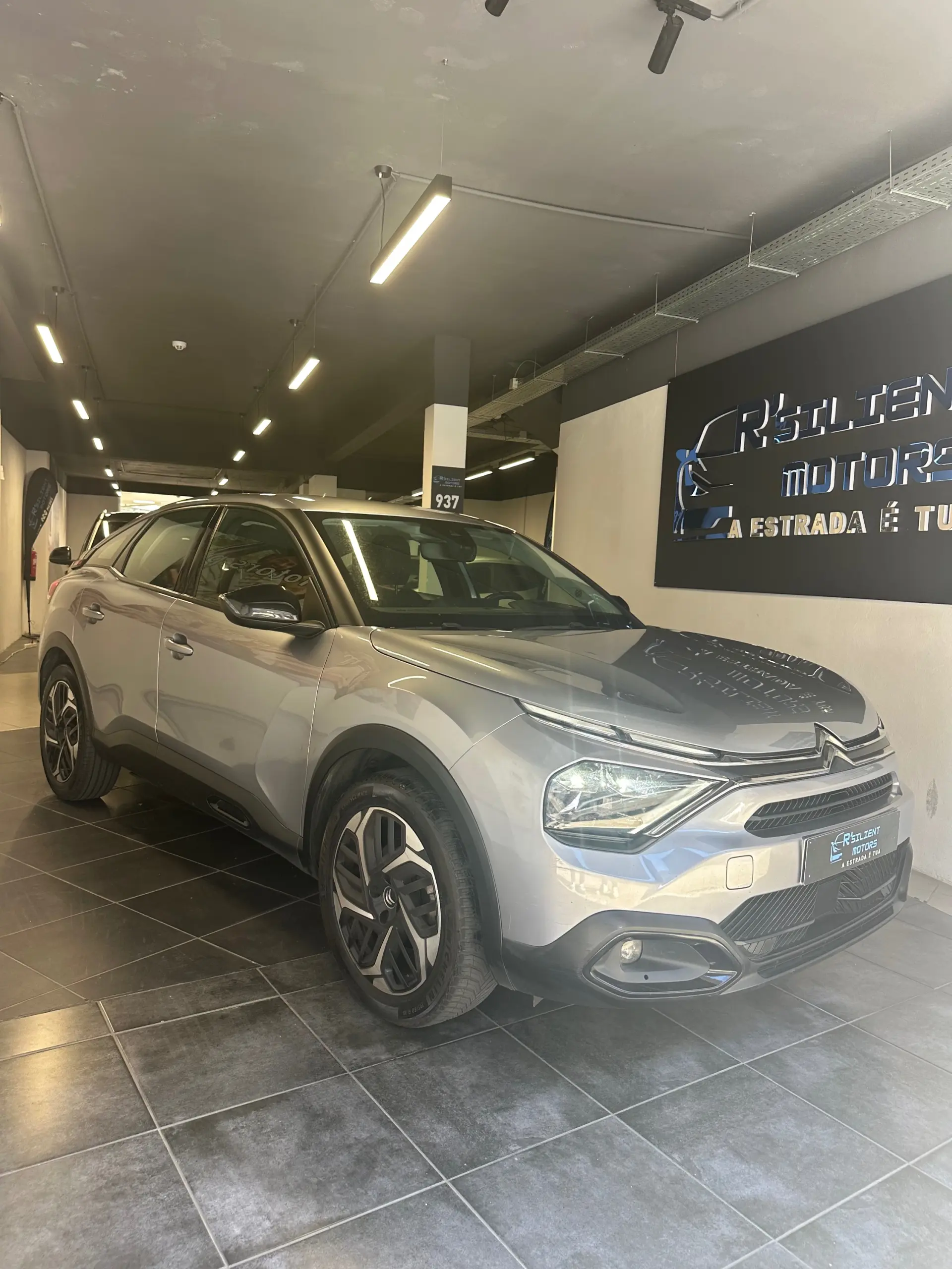 Citroen C4 BlueHDi 130 Stop&Start EAT8 FEEL PACK 2