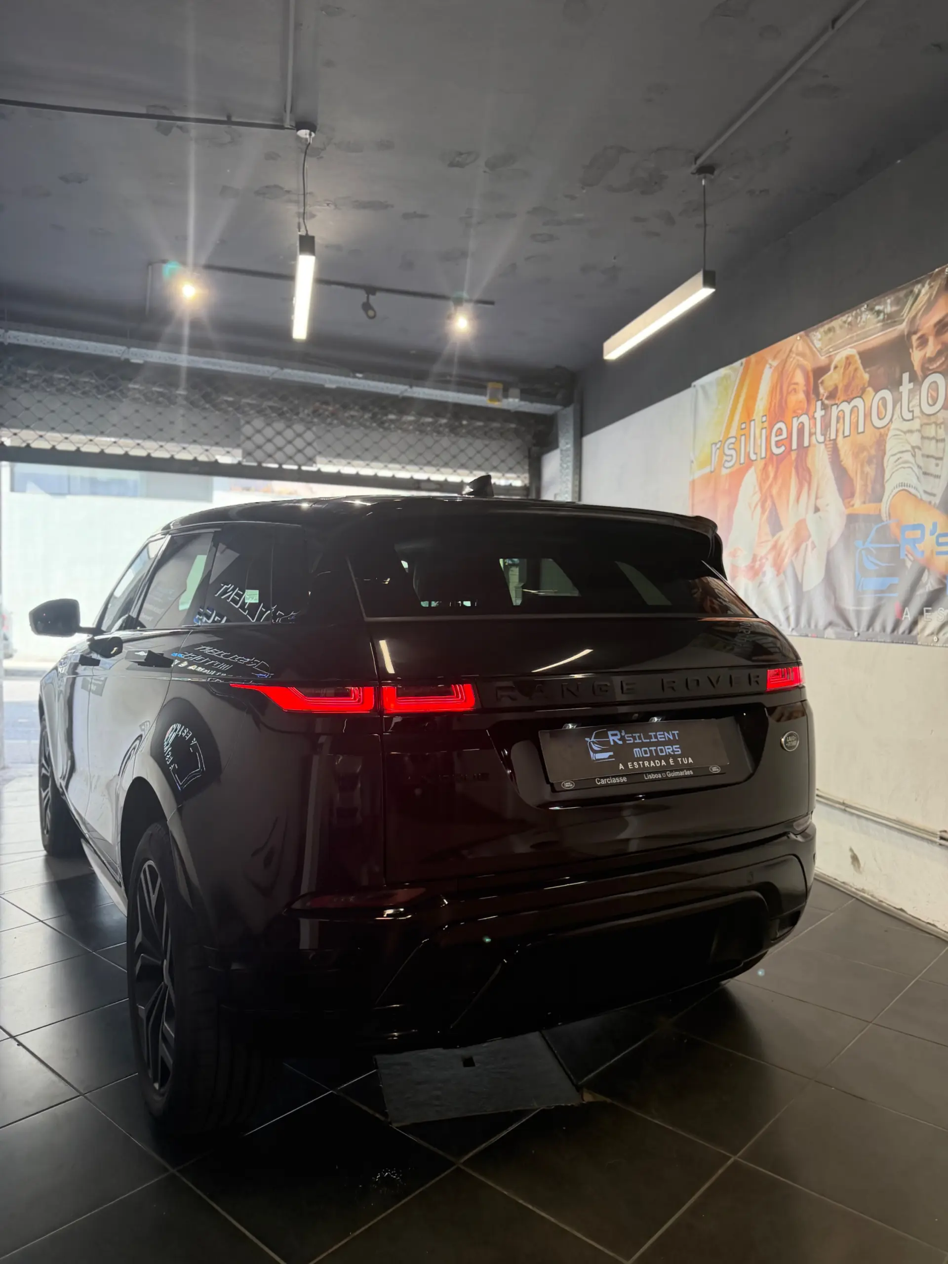 Land Rover Range Rover Evoque 1.5 P160 R-Dynamic S Auto 15