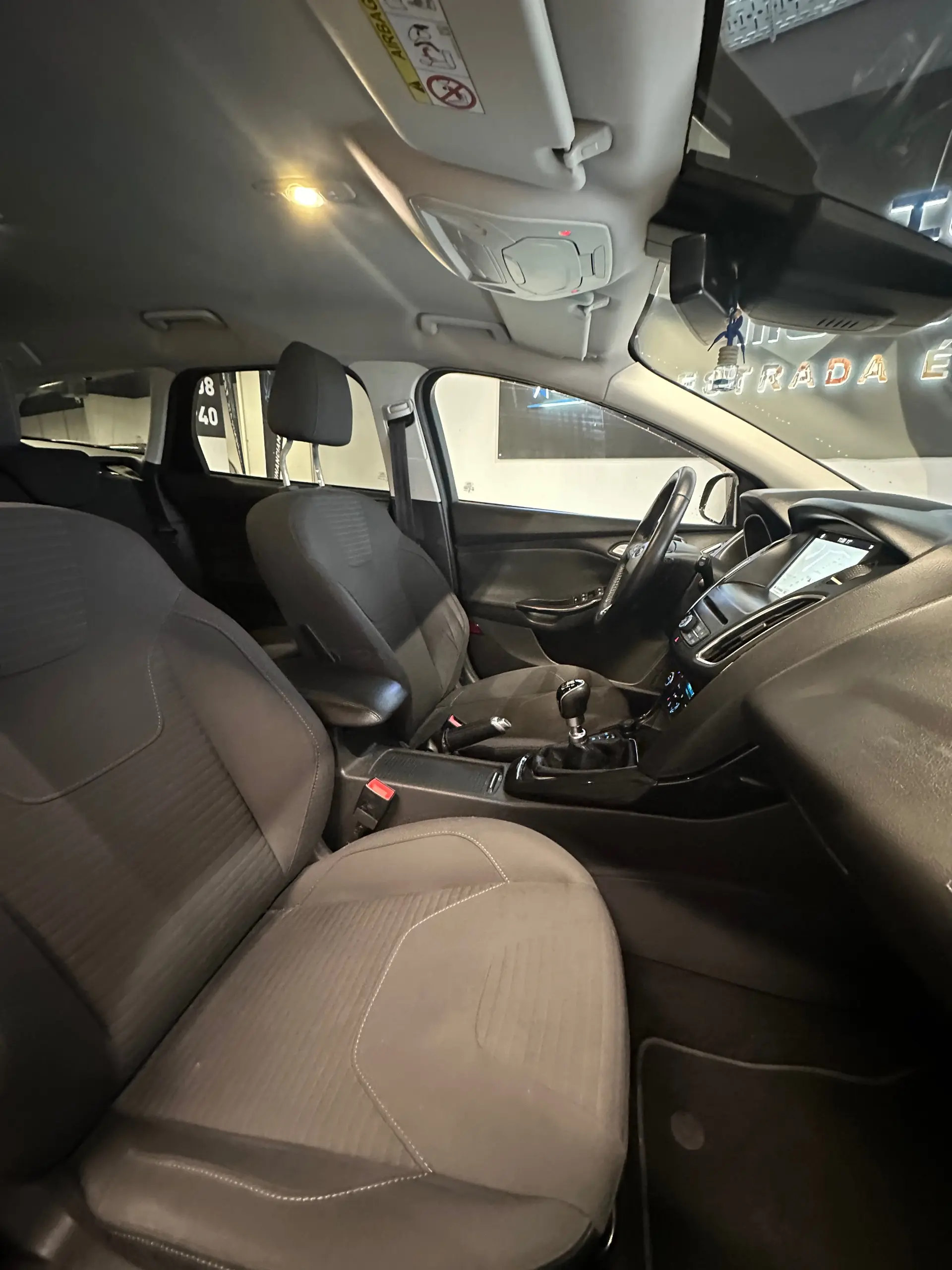 Ford Focus SW 1.5 TDCi EcoBlue Titanium 23