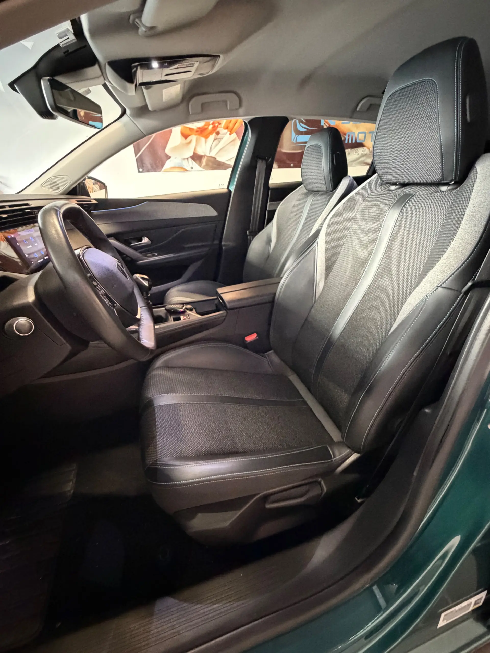 Peugeot 308 SW 1.5 BlueHDi Allure Pack 14