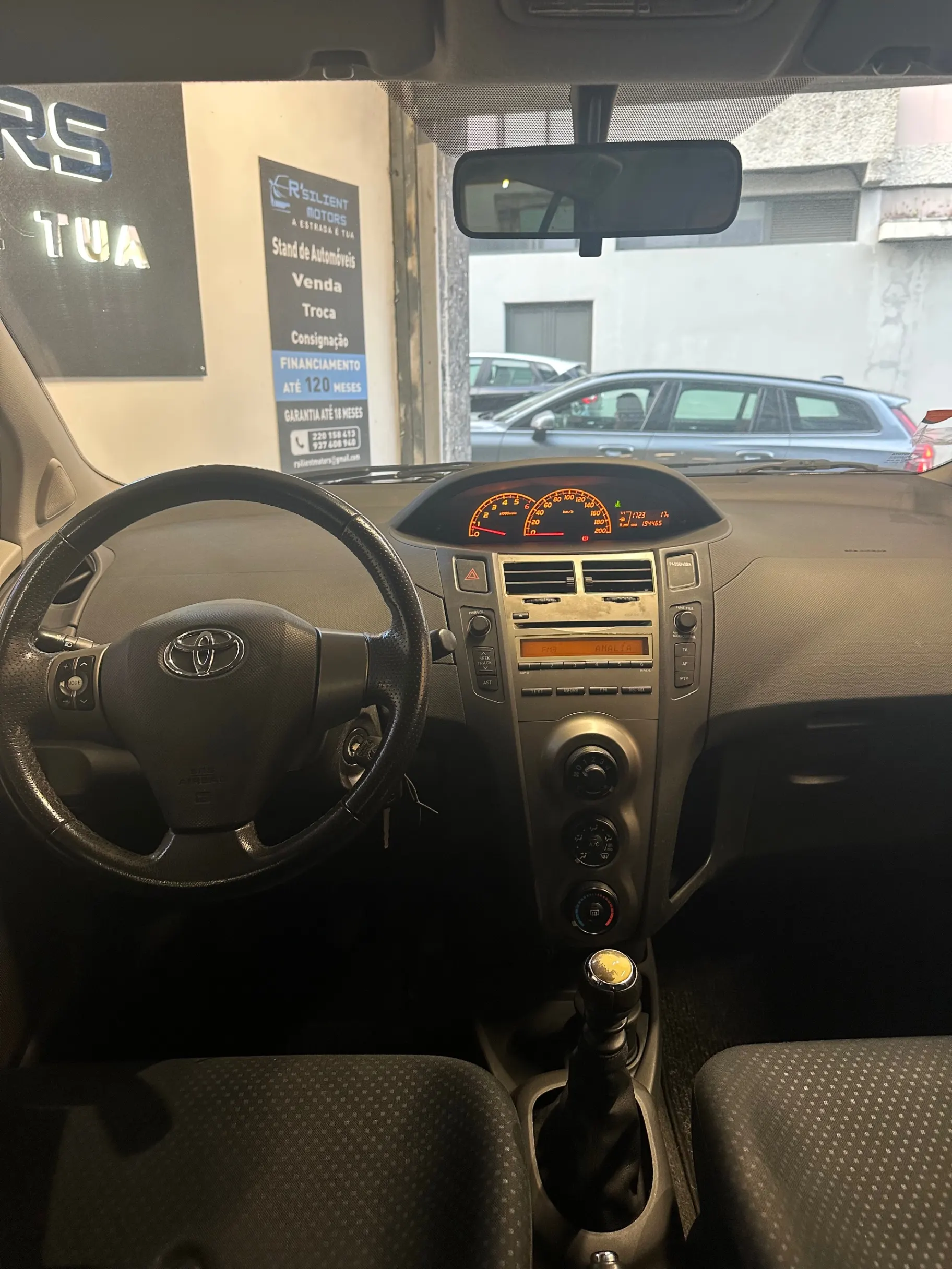 Toyota Yaris 1.4 D-4D AC 9