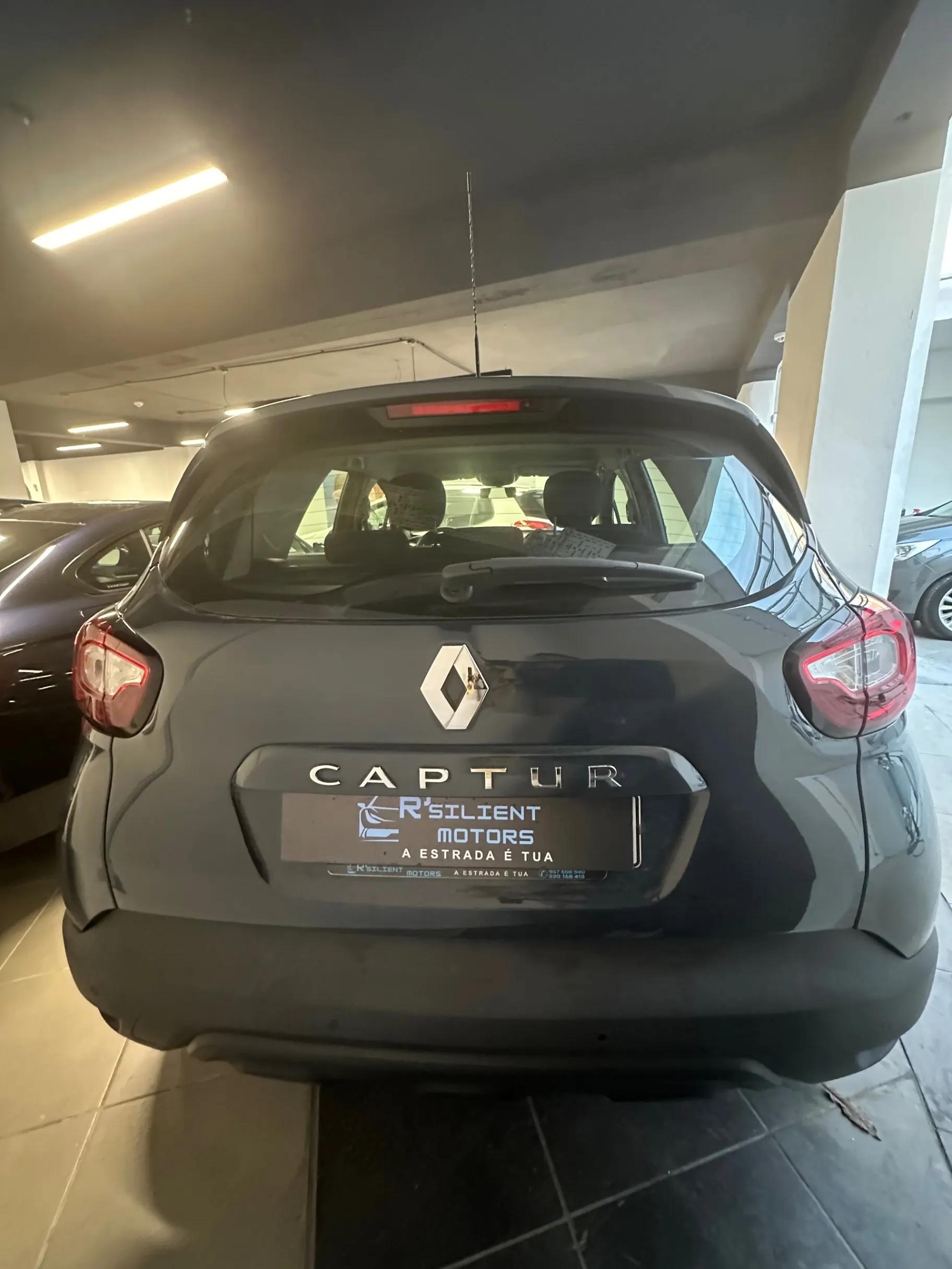 Renault Captur 1.0 TCe Zen 11