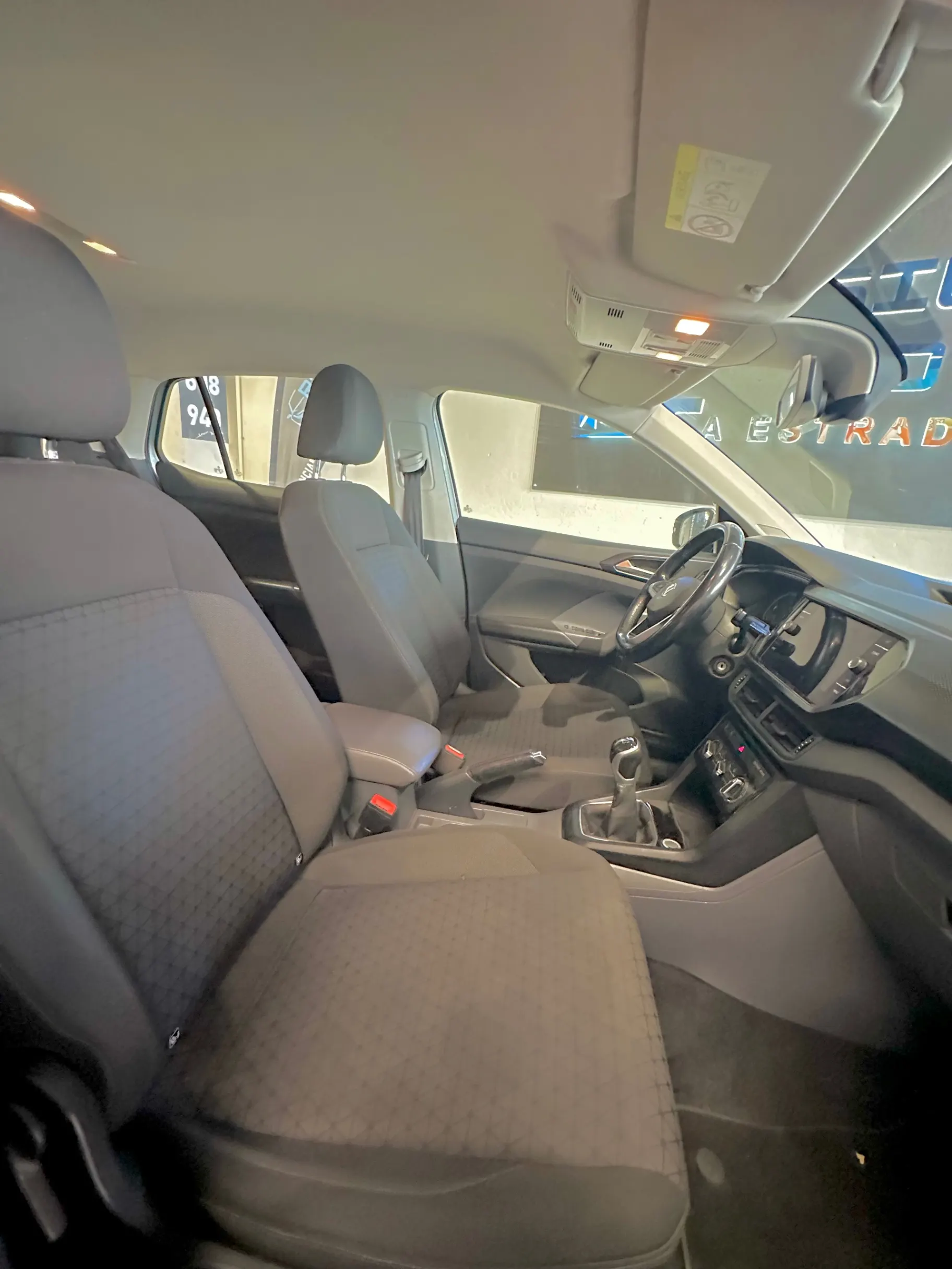 Volkswagen T-Cross 1.0 TSI Life 13