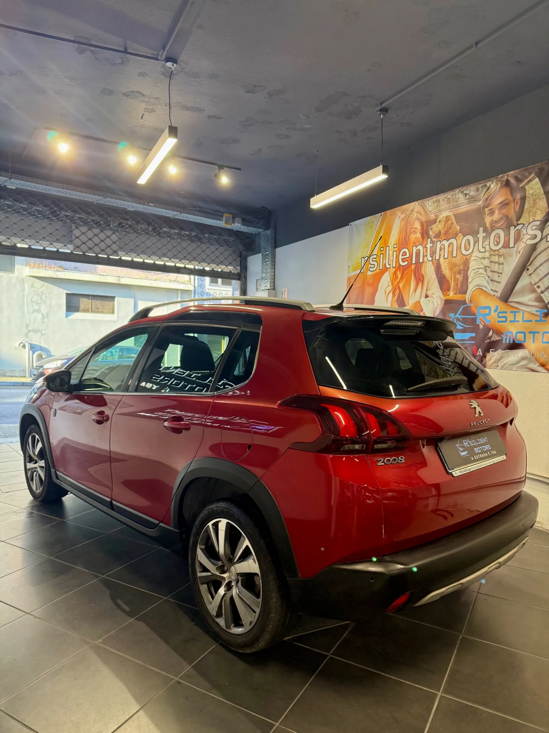 Peugeot 2008 1.2 PureTech Allure 7