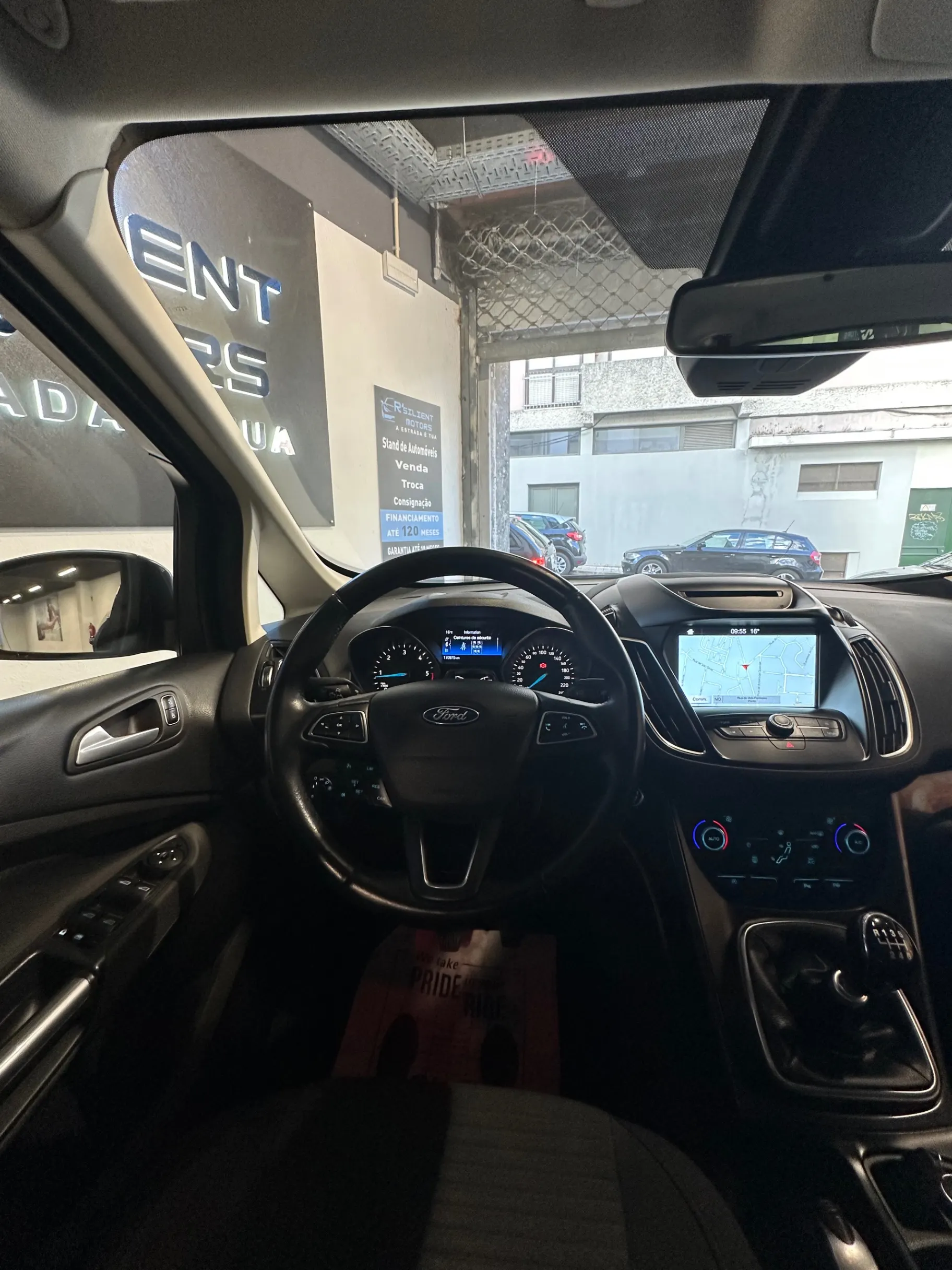 Ford Grand C-Max 1.5 TDCi Titanium S/S 12