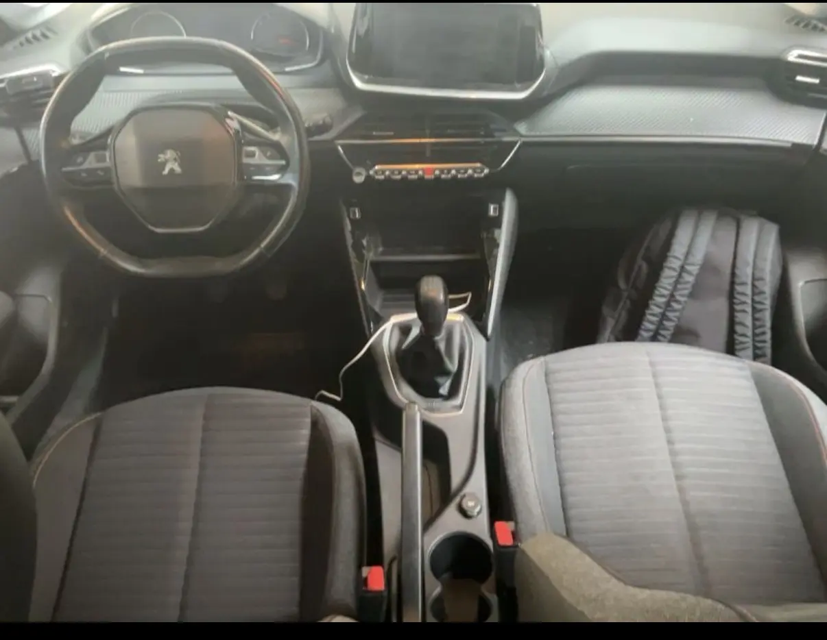 Peugeot 208 1.2 PureTech Active 6