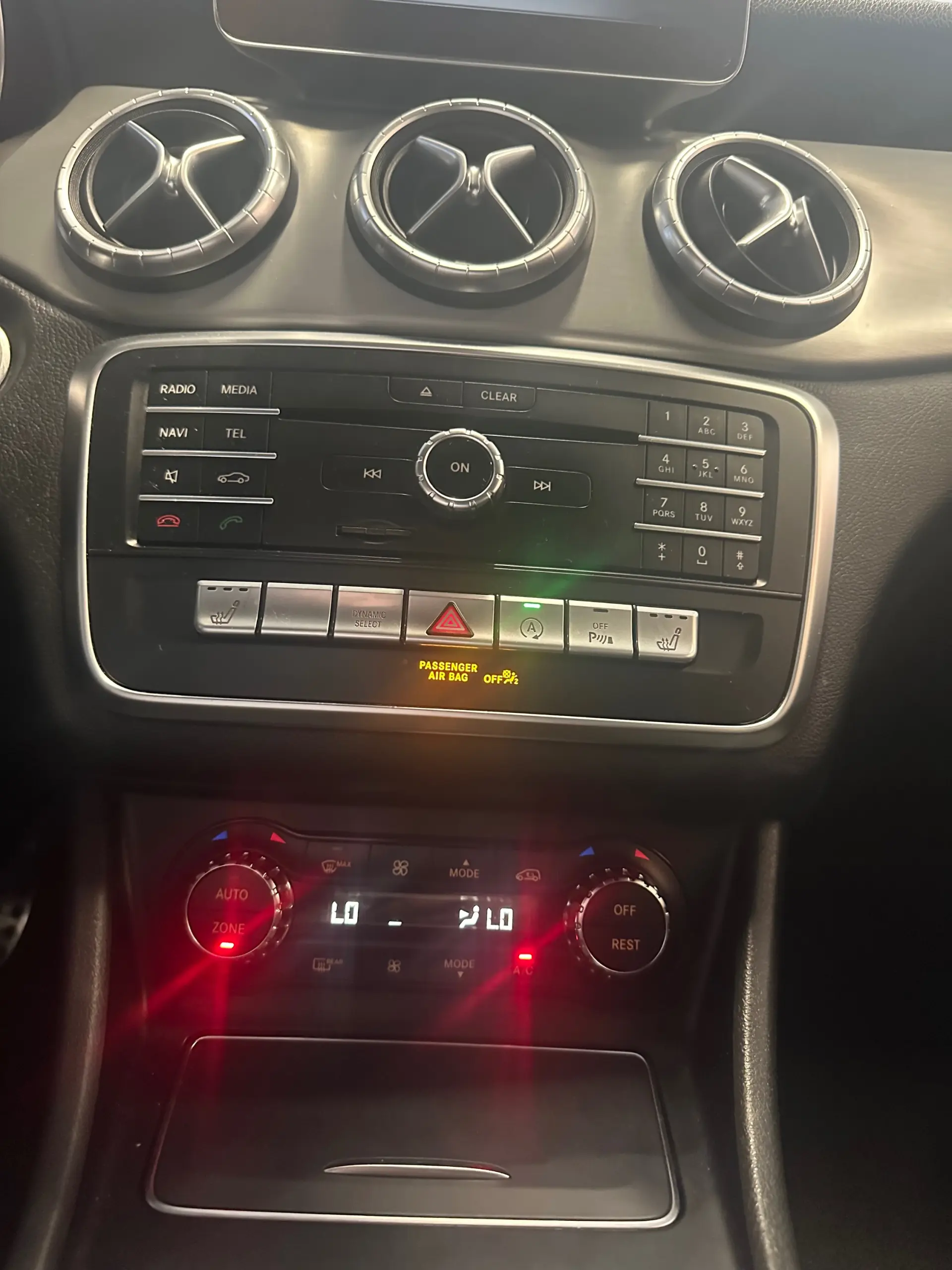 Mercedes-Benz CLA 180 d Shooting Brake AMG Line Aut. 25