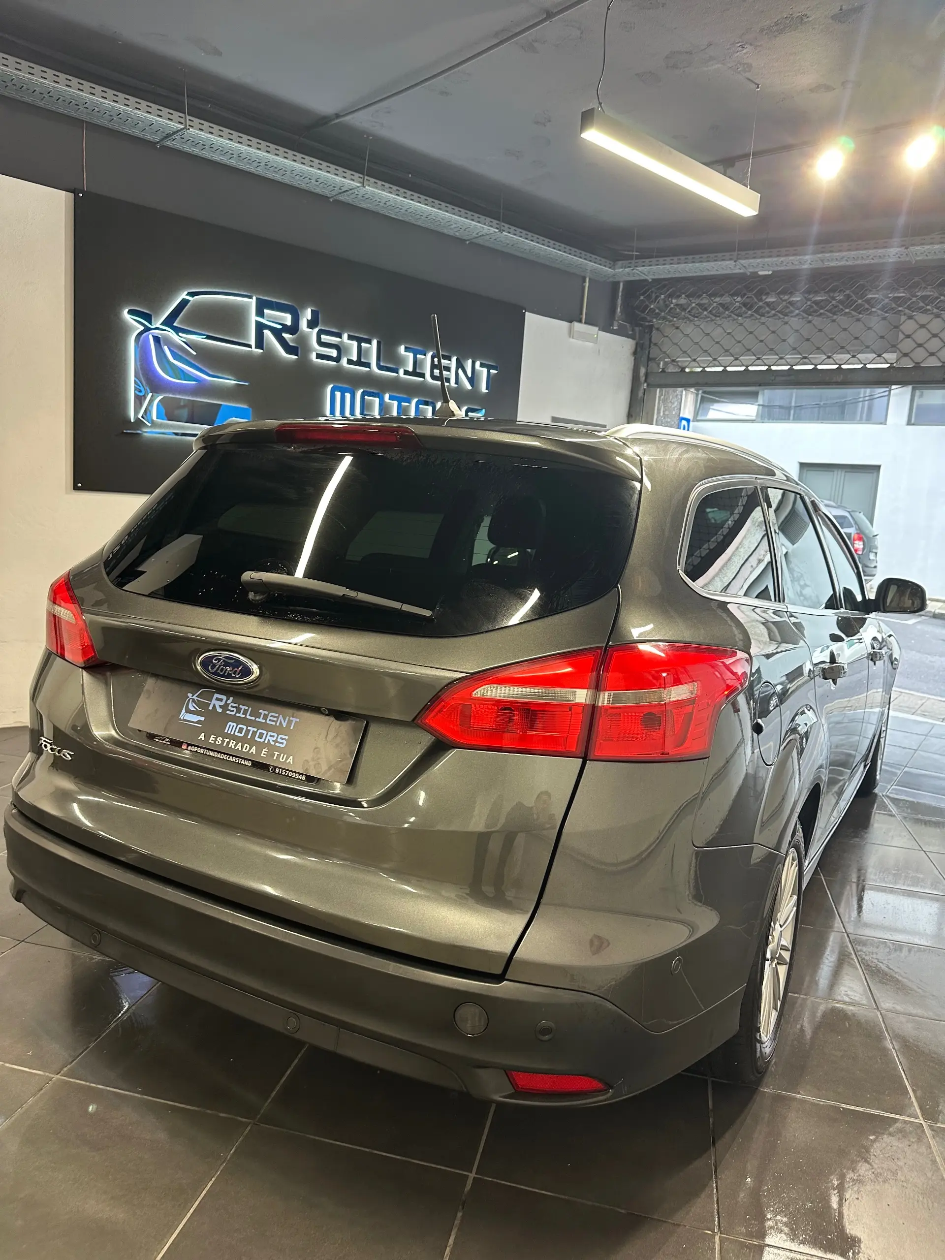 Ford Focus SW 1.5 TDCi EcoBlue Titanium 7