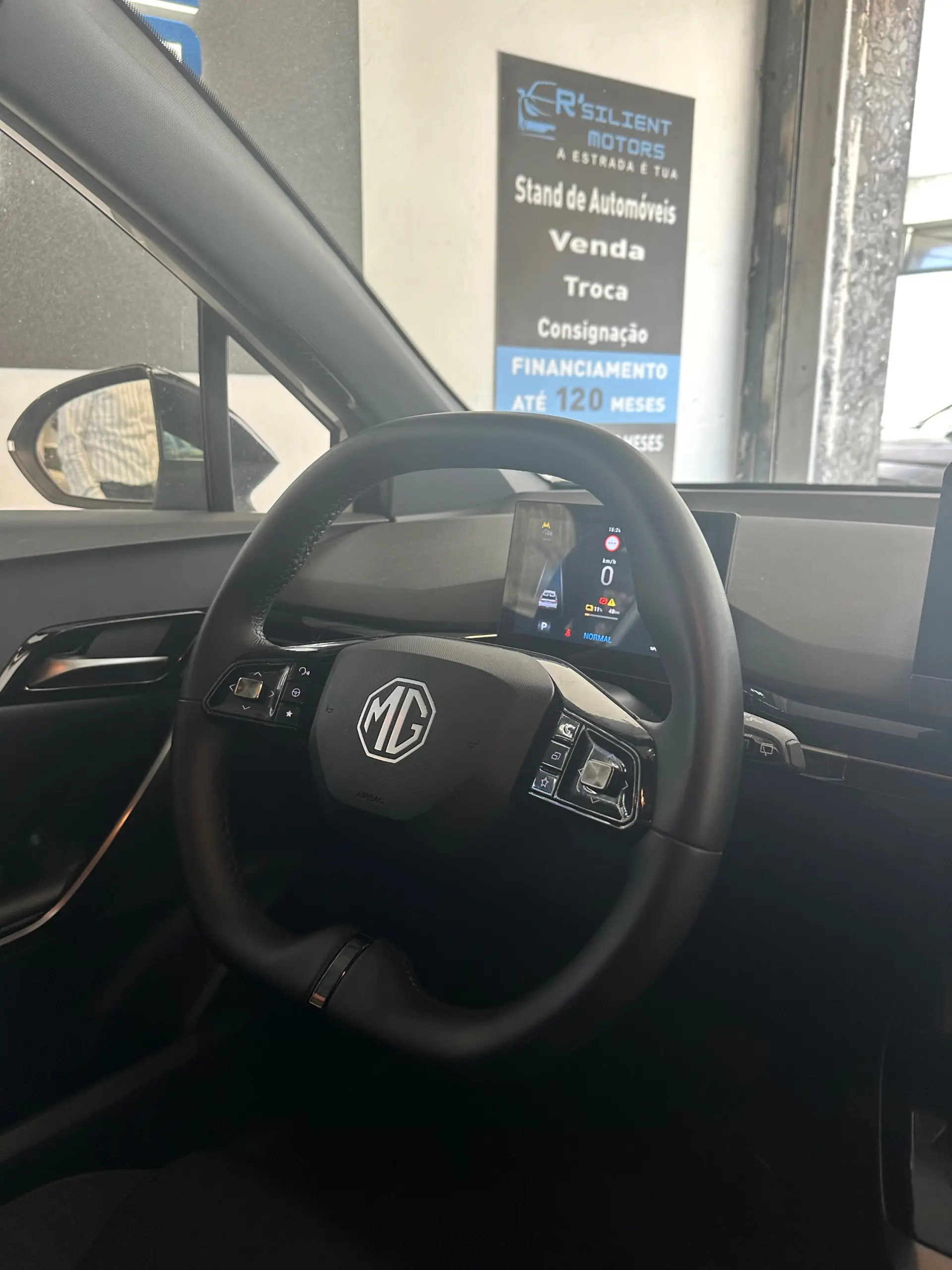 MG MG4 64 kWh Comfort 19