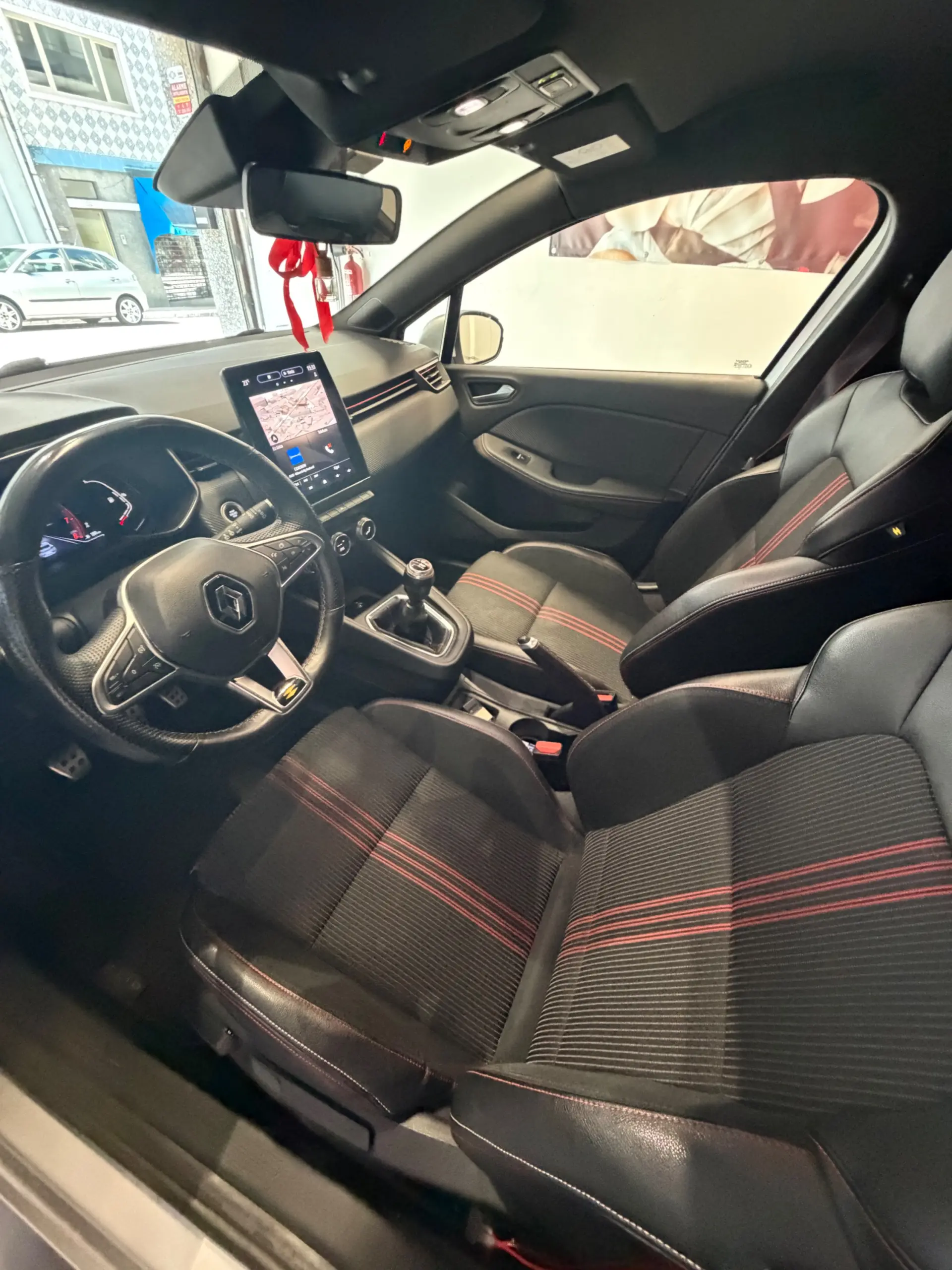 Renault Clio 1.0 TCe RS Line 17