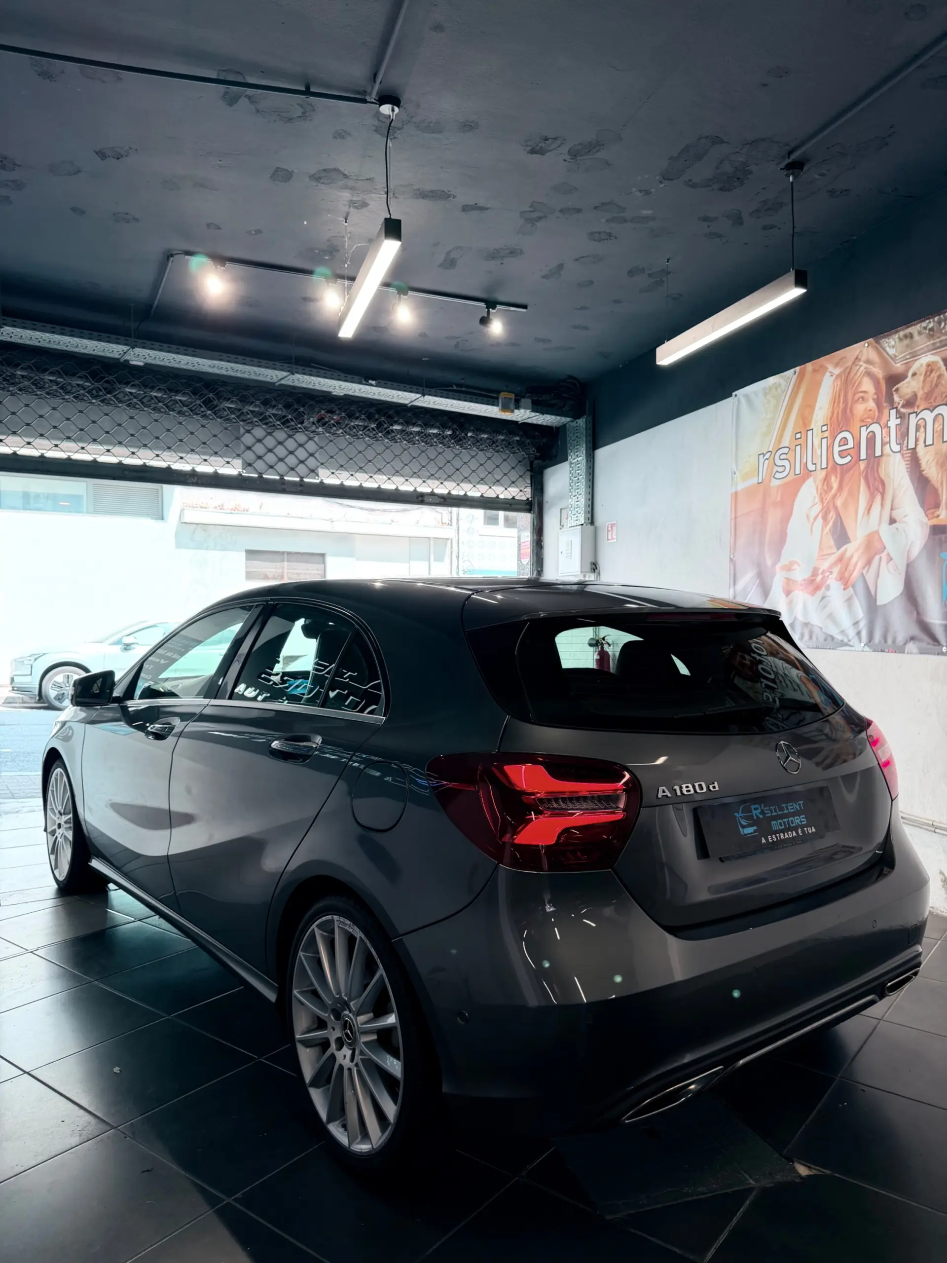 Mercedes-Benz A 180 d Style Plus Aut. 12