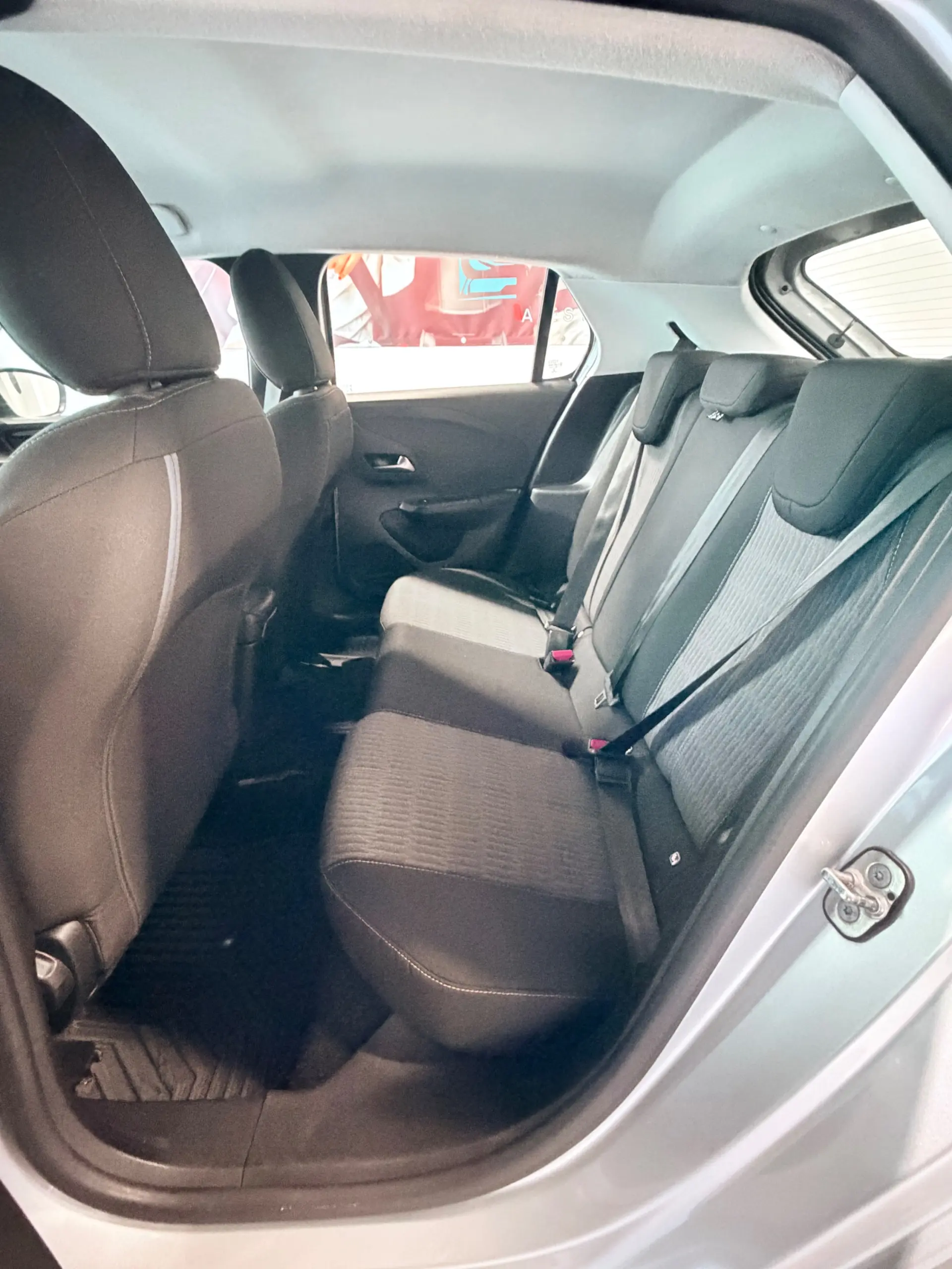Opel Corsa 1.5 D Elegance 15