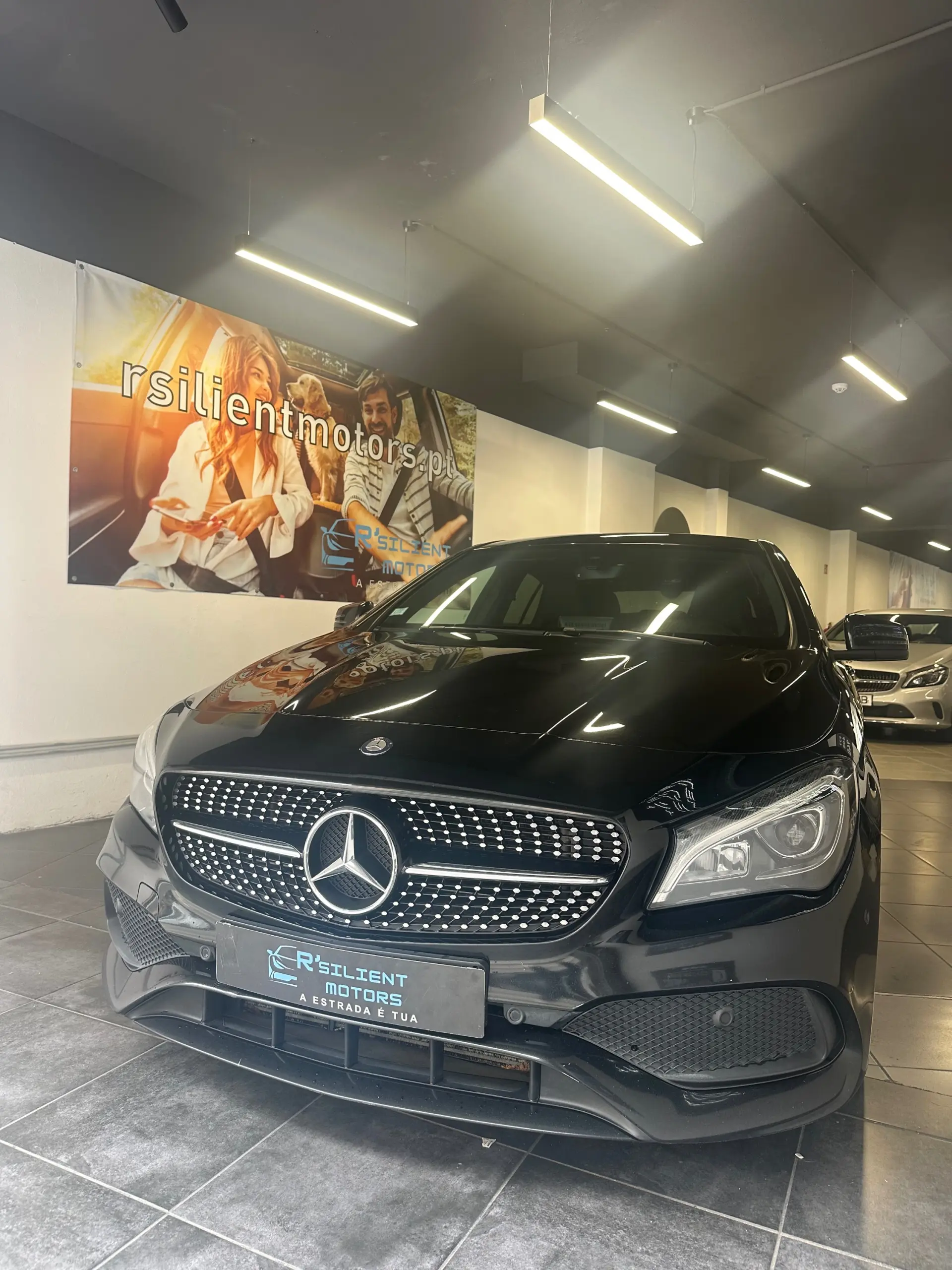 Mercedes-Benz CLA 180 d Shooting Brake AMG Line Aut. 6