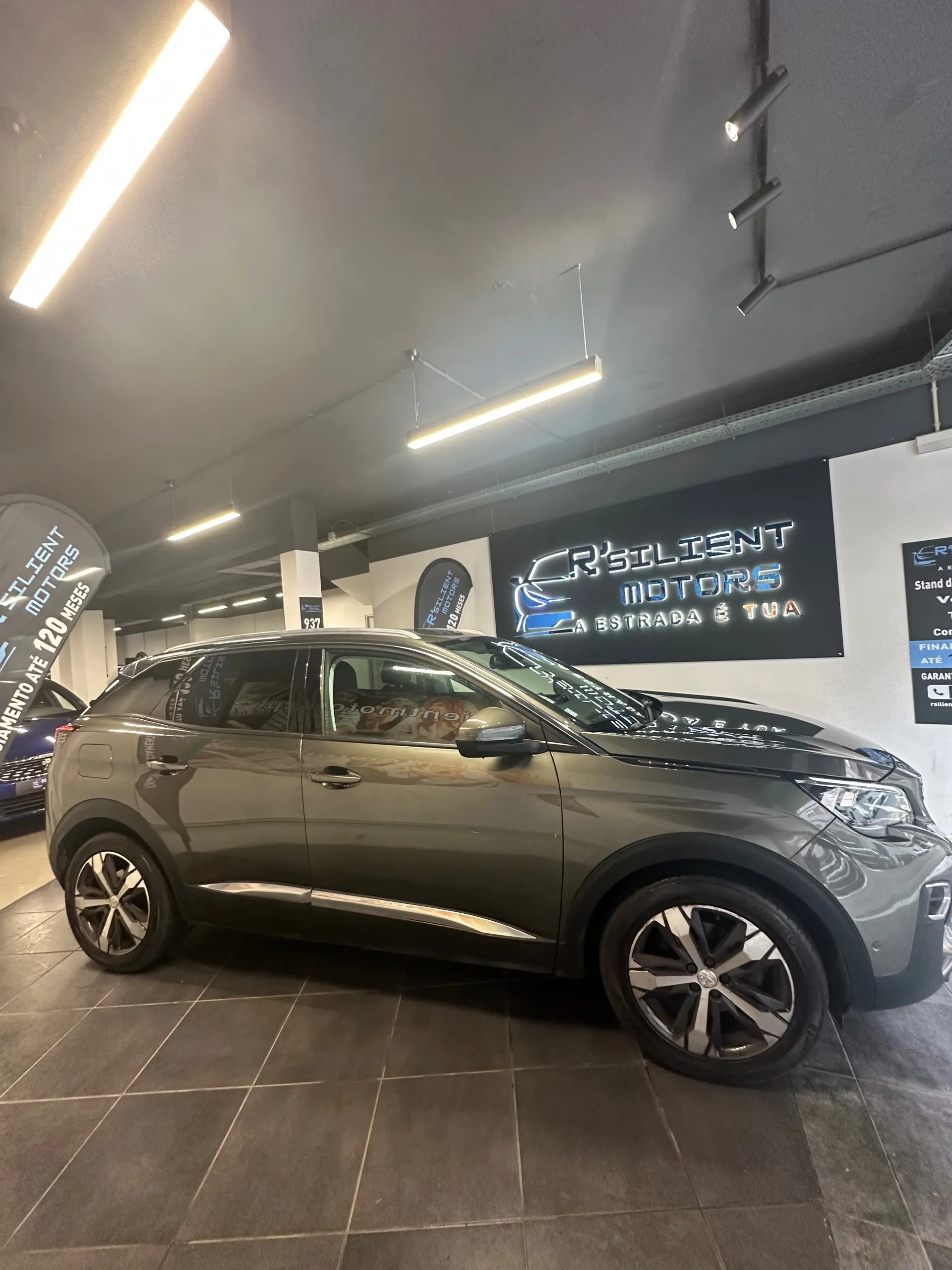 Peugeot 3008 1.2 PureTech Allure Pack 27