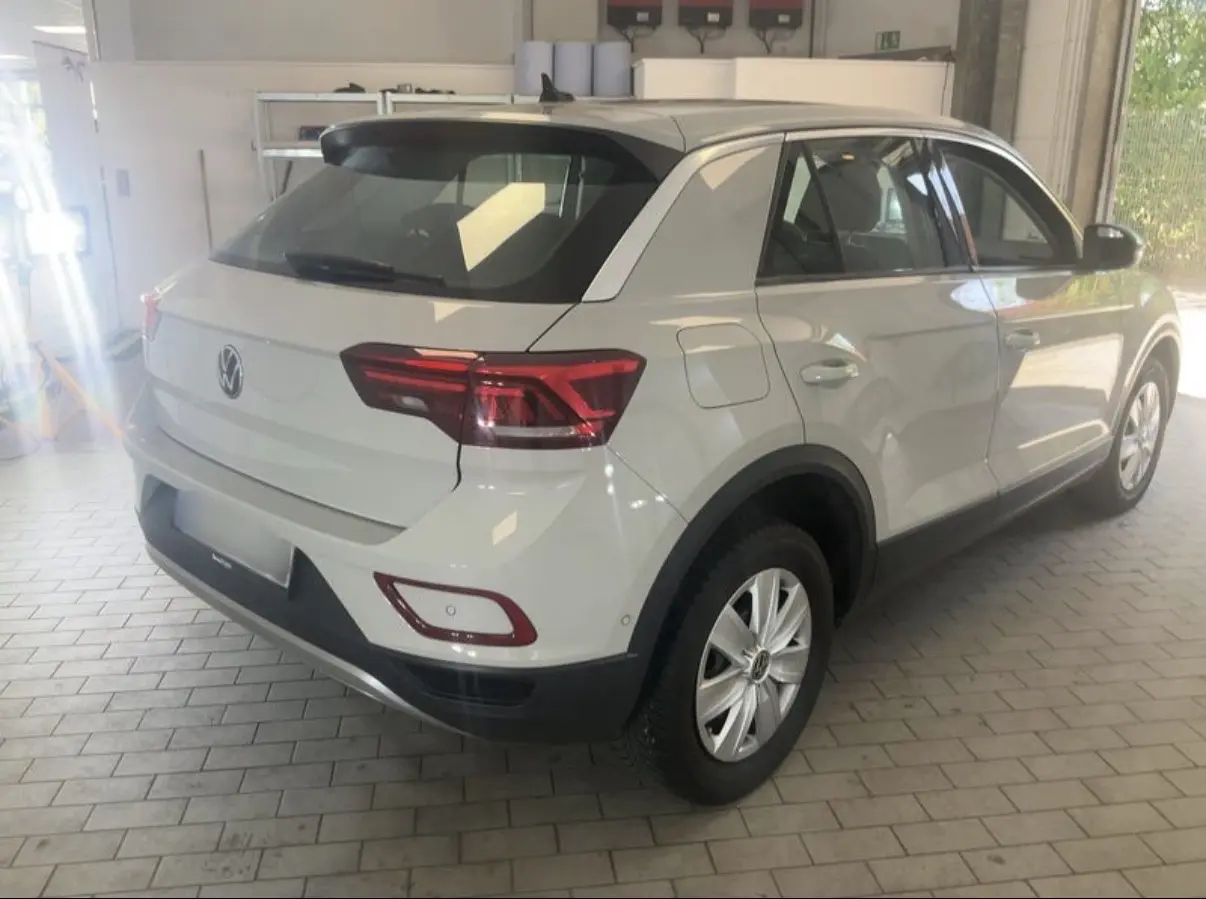 Volkswagen T-Roc 1.0 TSI Life 3