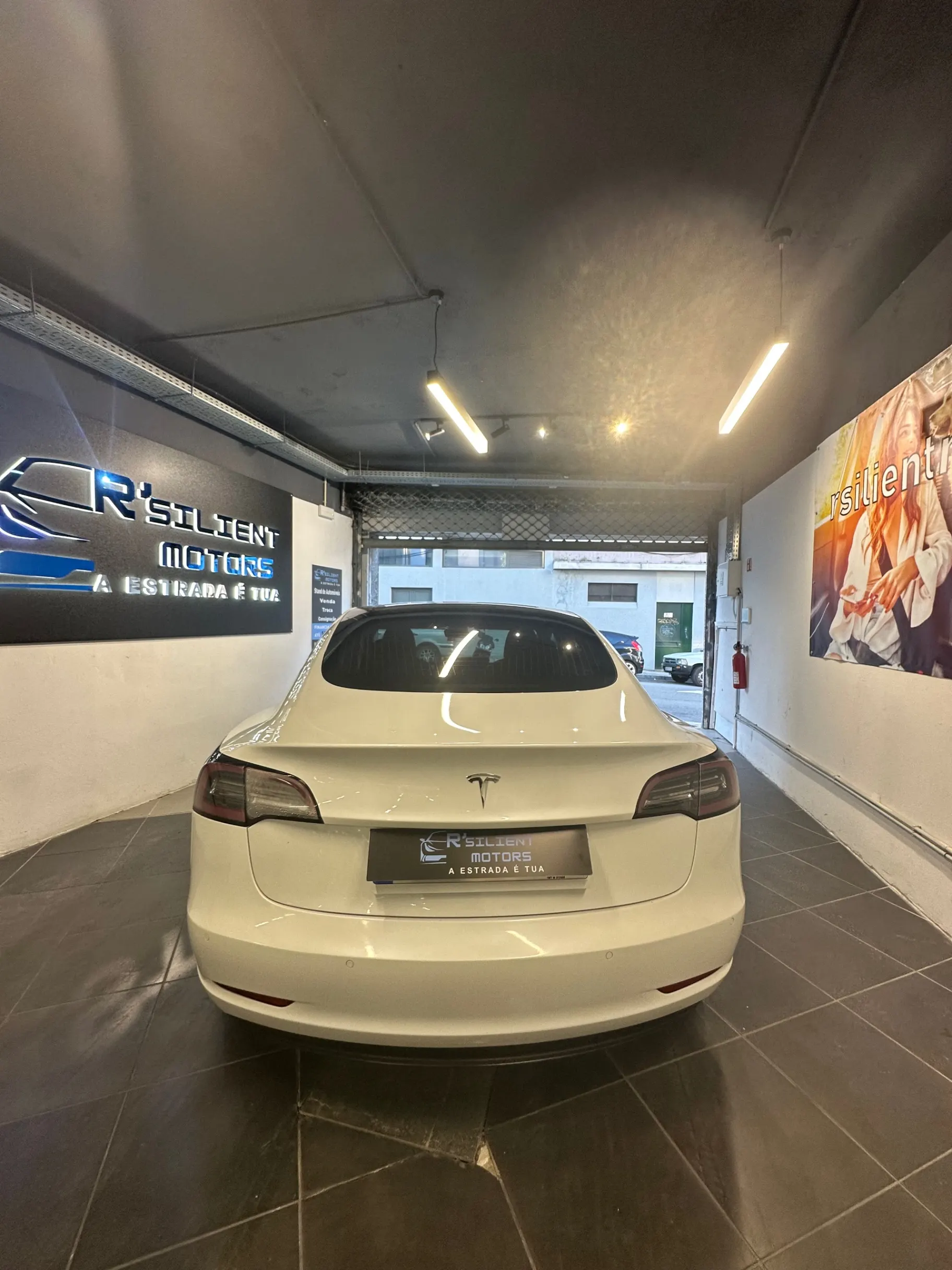 Tesla Model 3 Long Range Tração Traseira 6