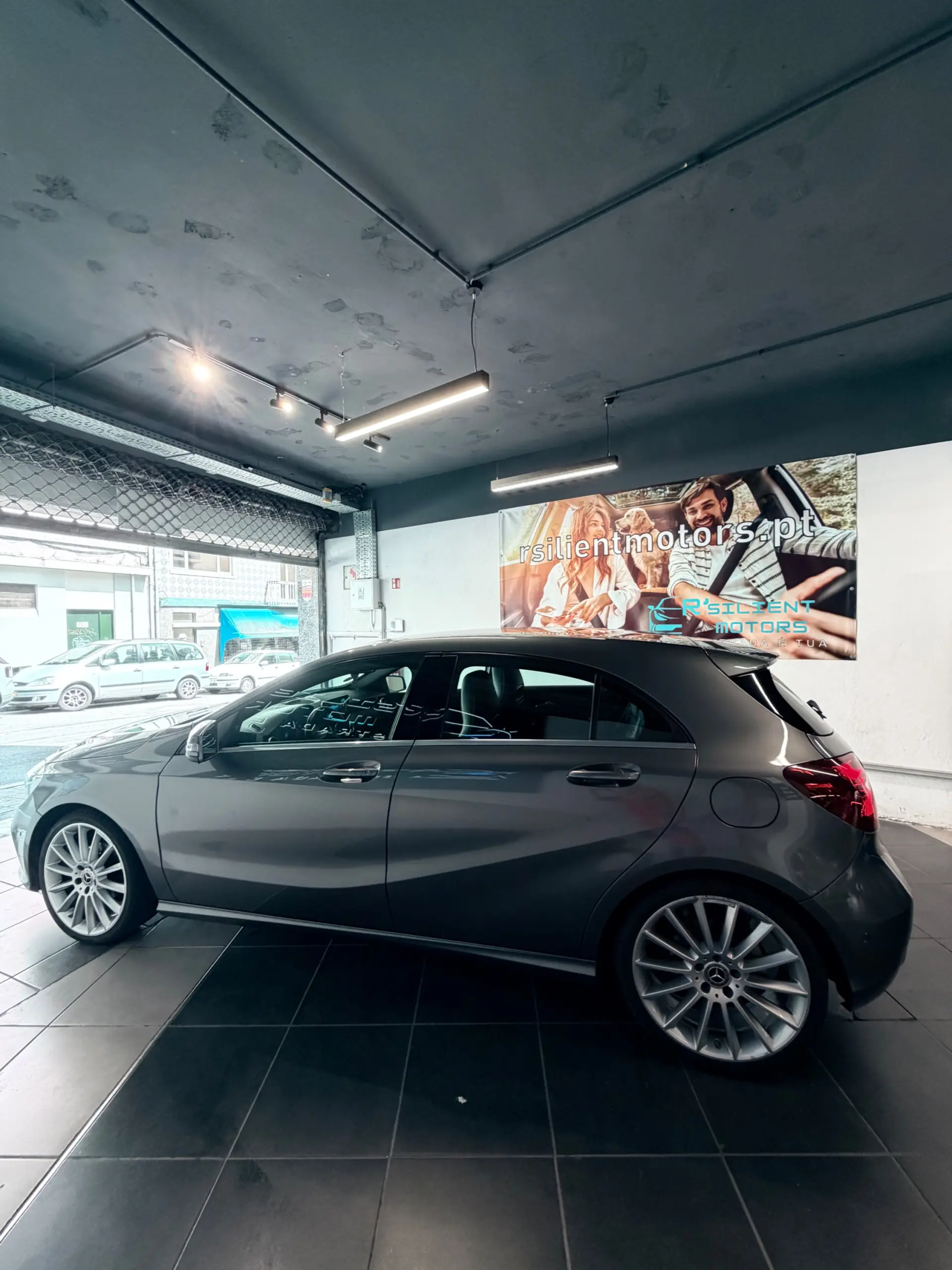 Mercedes-Benz A 180 d Style Plus Aut. 13