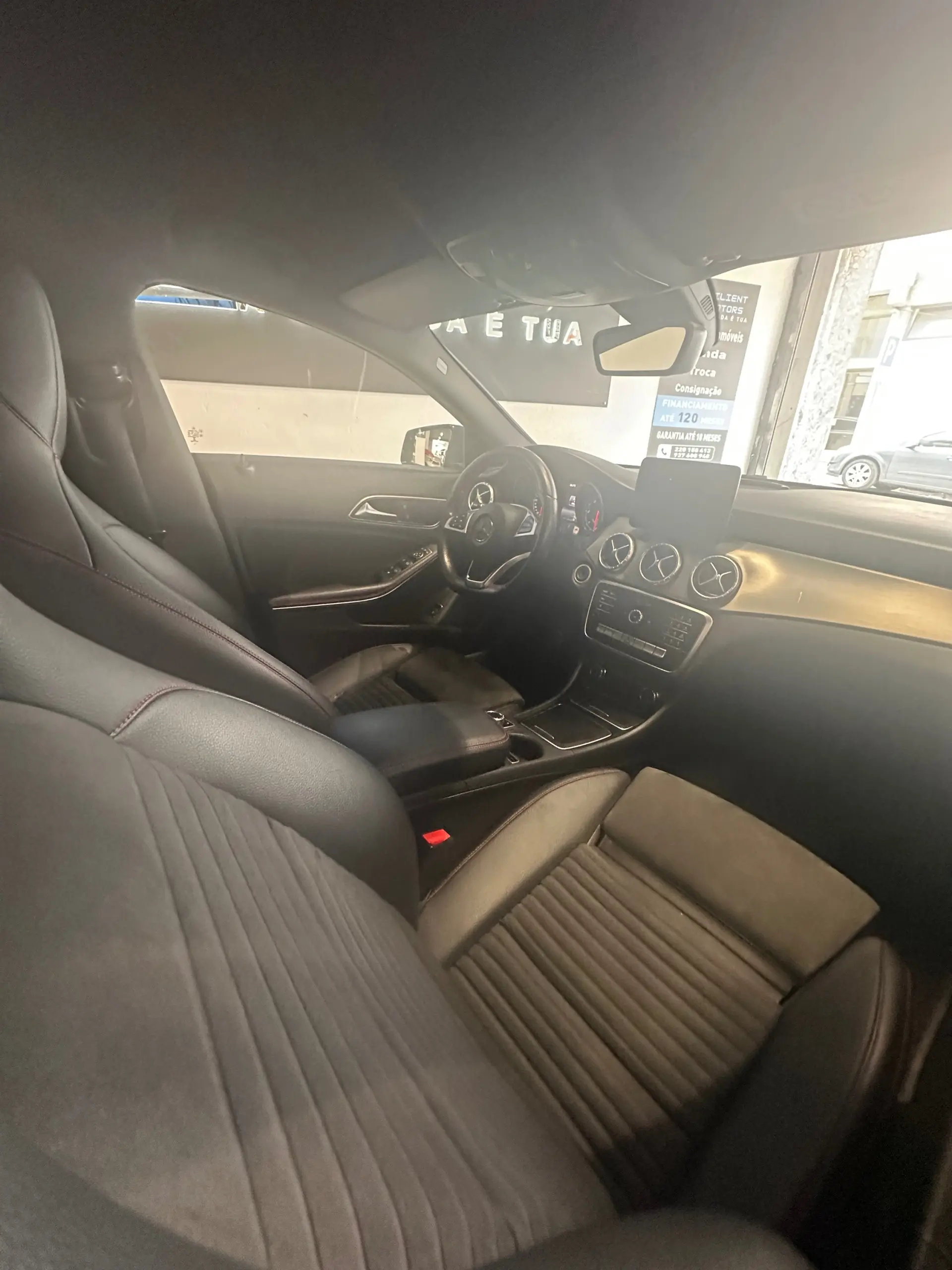 Mercedes-Benz CLA 180 d Shooting Brake AMG Line Aut. 15