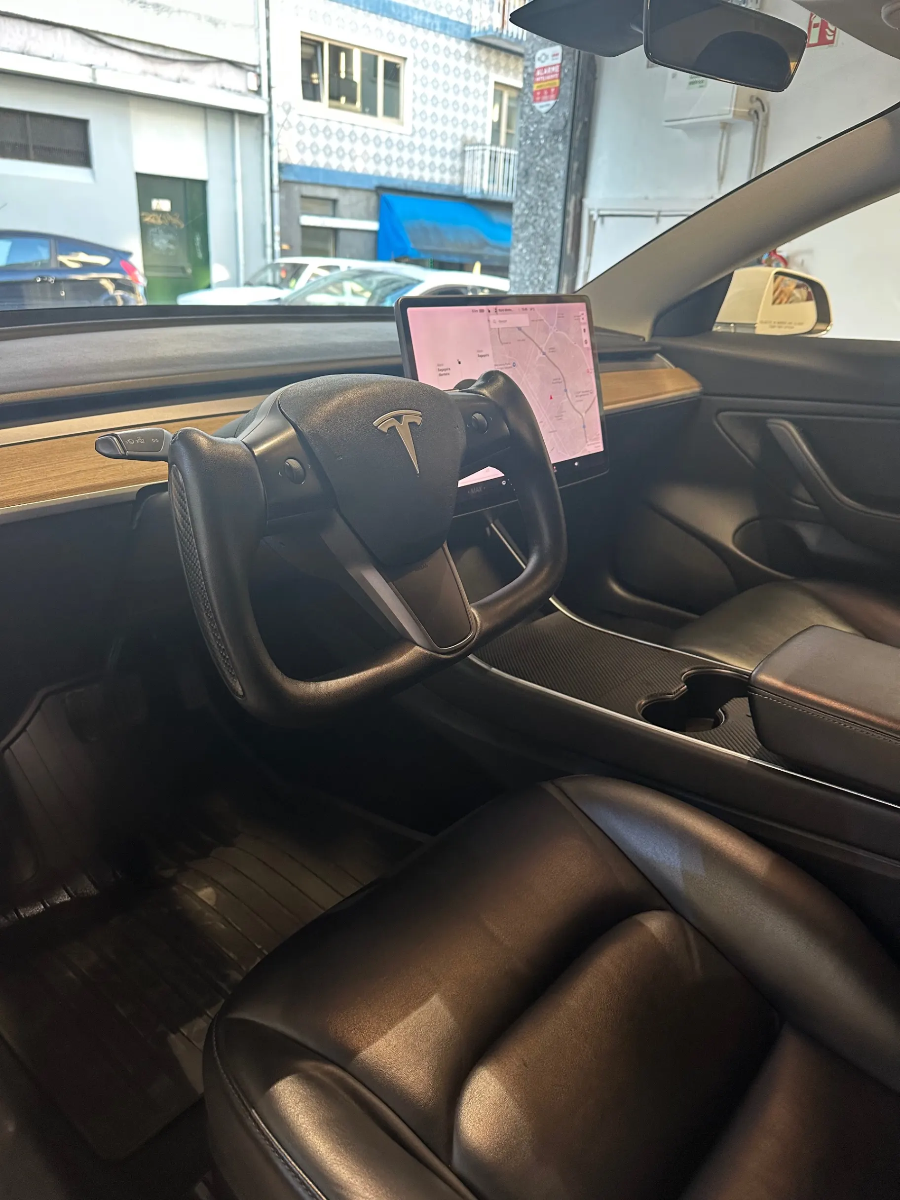 Tesla Model 3 Long Range Tração Traseira 14