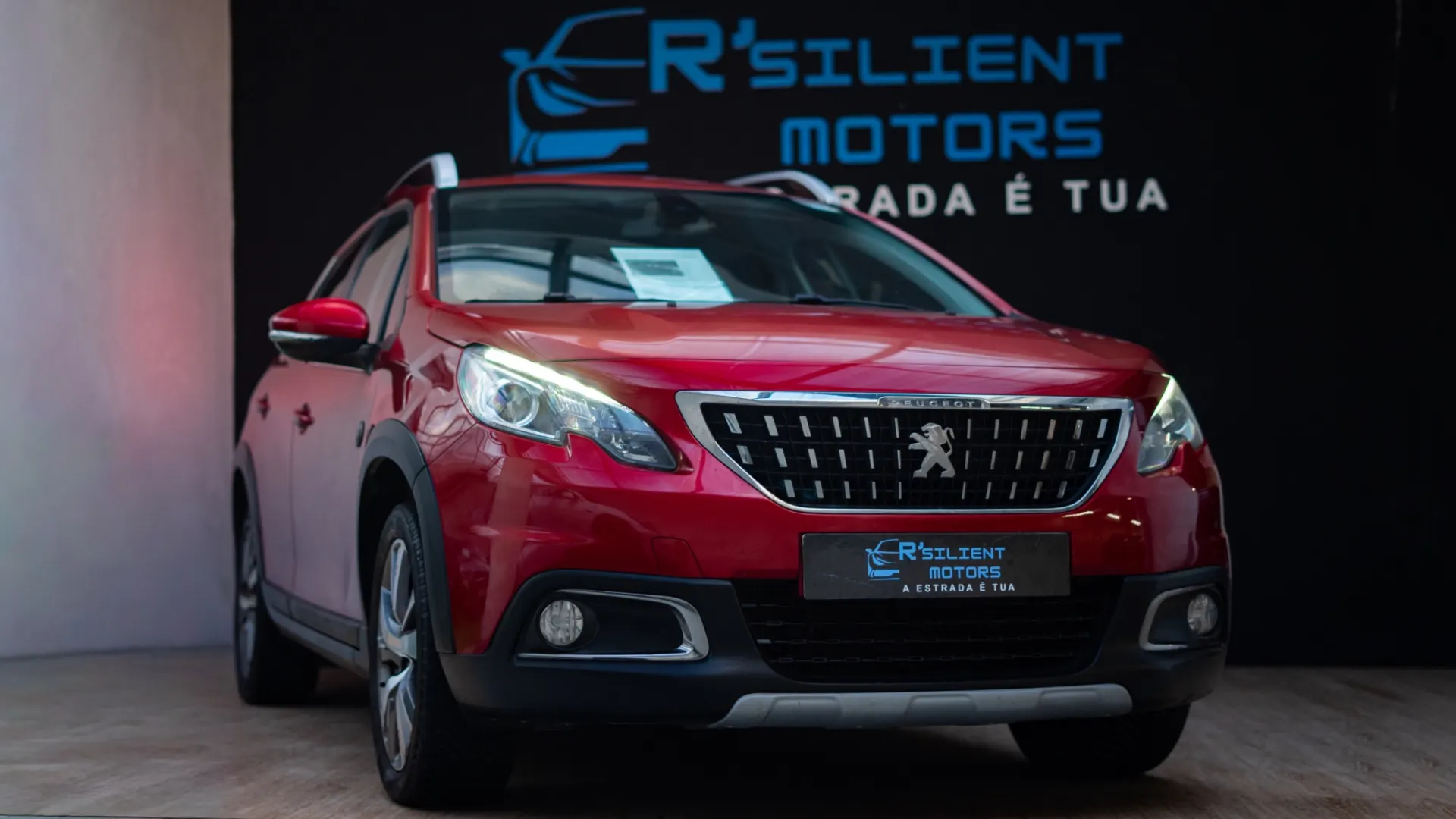 Peugeot 2008 1.2 PureTech Allure 28