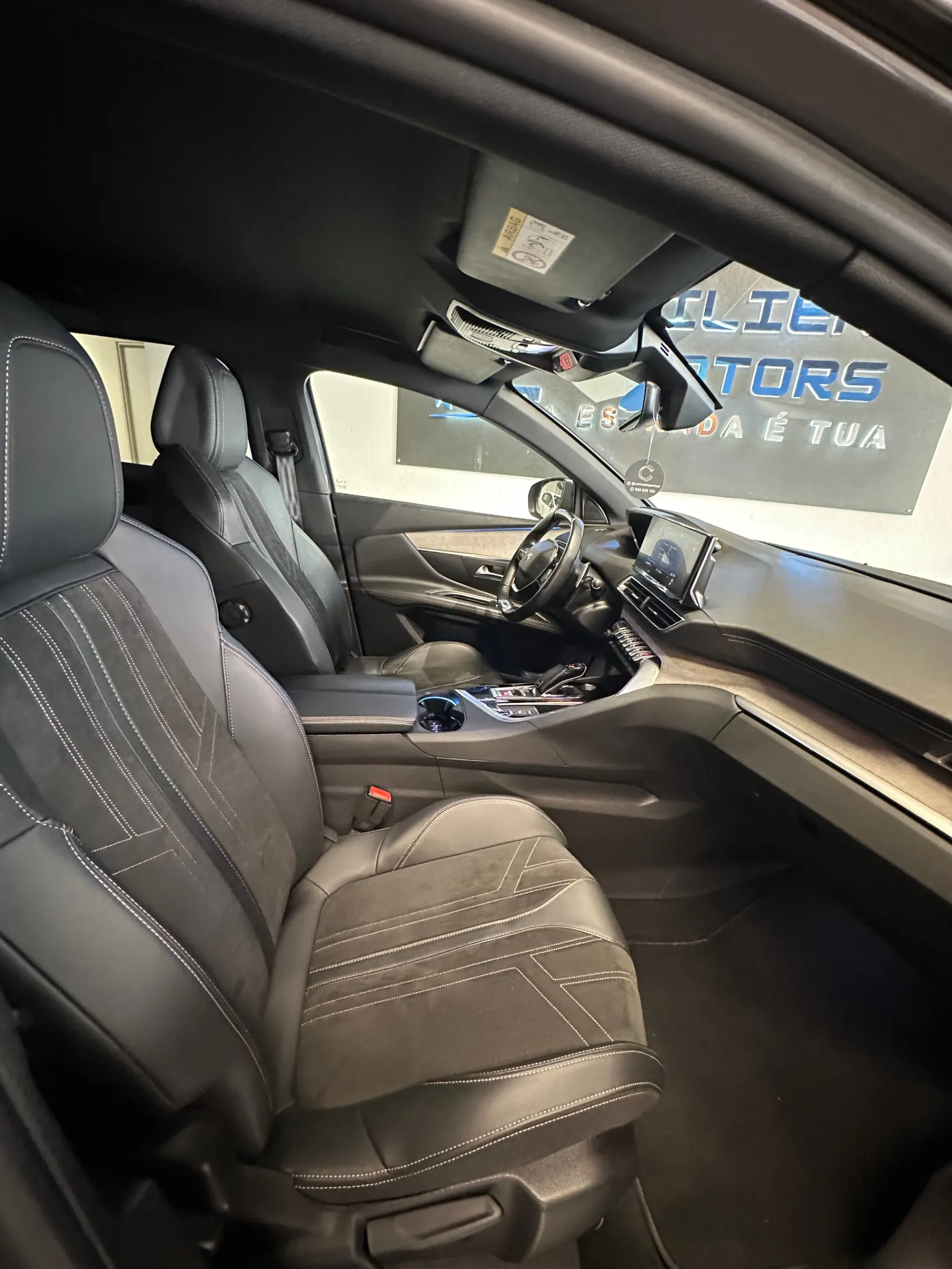 Peugeot 3008 1.5 BlueHDi GT Pack EAT8 27