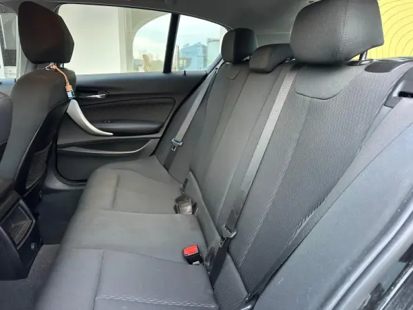 BMW 116 d Advantage 20