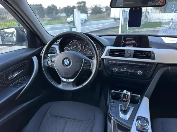 BMW 318 d Touring Auto Sport 2