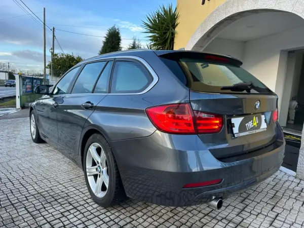 BMW 318 d Touring Auto Sport 5