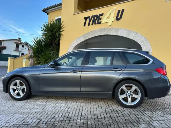 BMW 318 d Touring Auto Sport 7