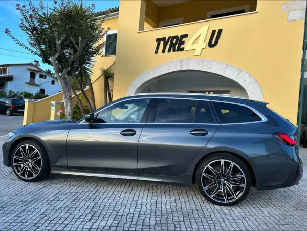 BMW 318 d Touring Advantage Auto 4