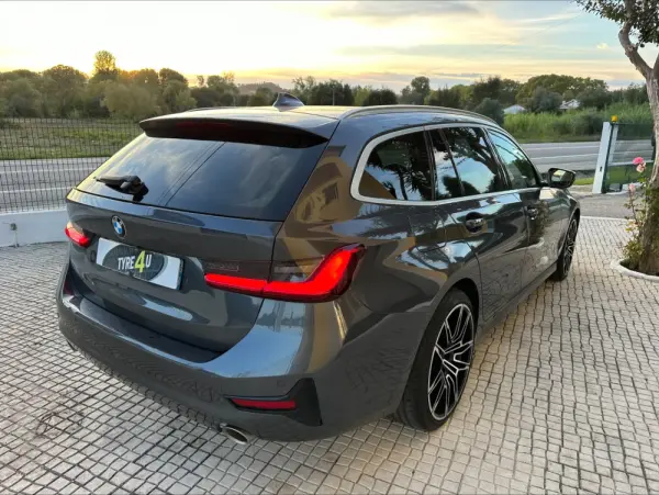 BMW 318 d Touring Advantage Auto 9
