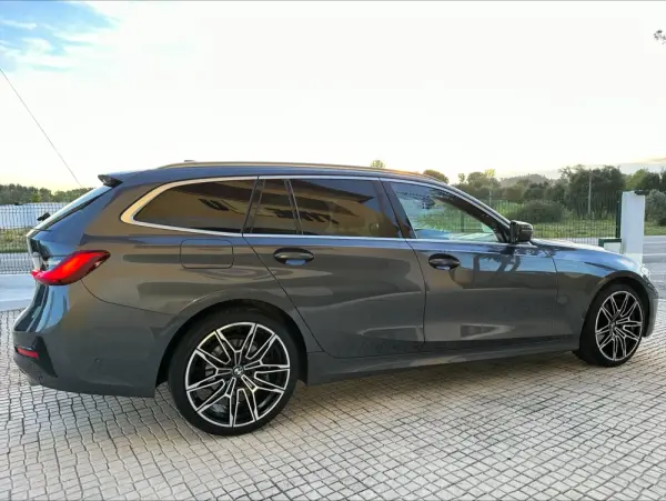 BMW 318 d Touring Advantage Auto 19