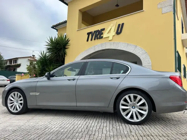 BMW 730 d Pack M 4