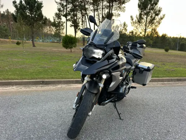BMW 120 GS R Sport 8