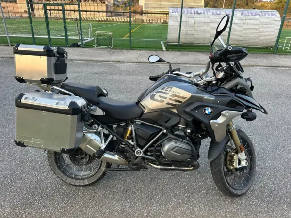 BMW 120 GS R Sport 11