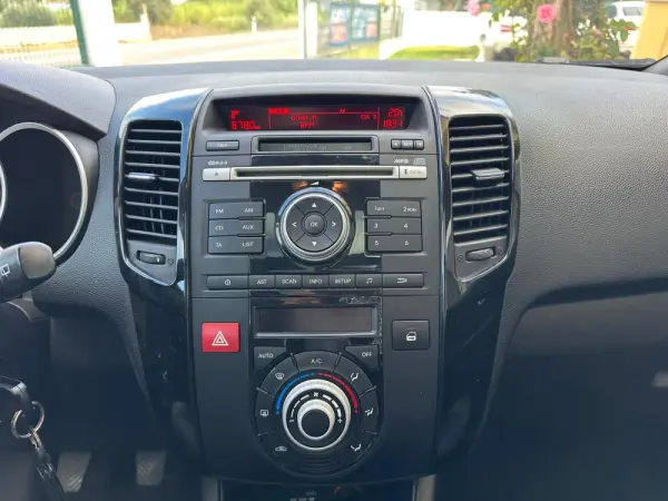 Kia Venga 1.6 CRDi TX ISG 15