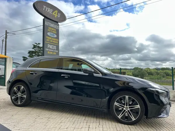 Mercedes-Benz A 250 e AMG Line 16